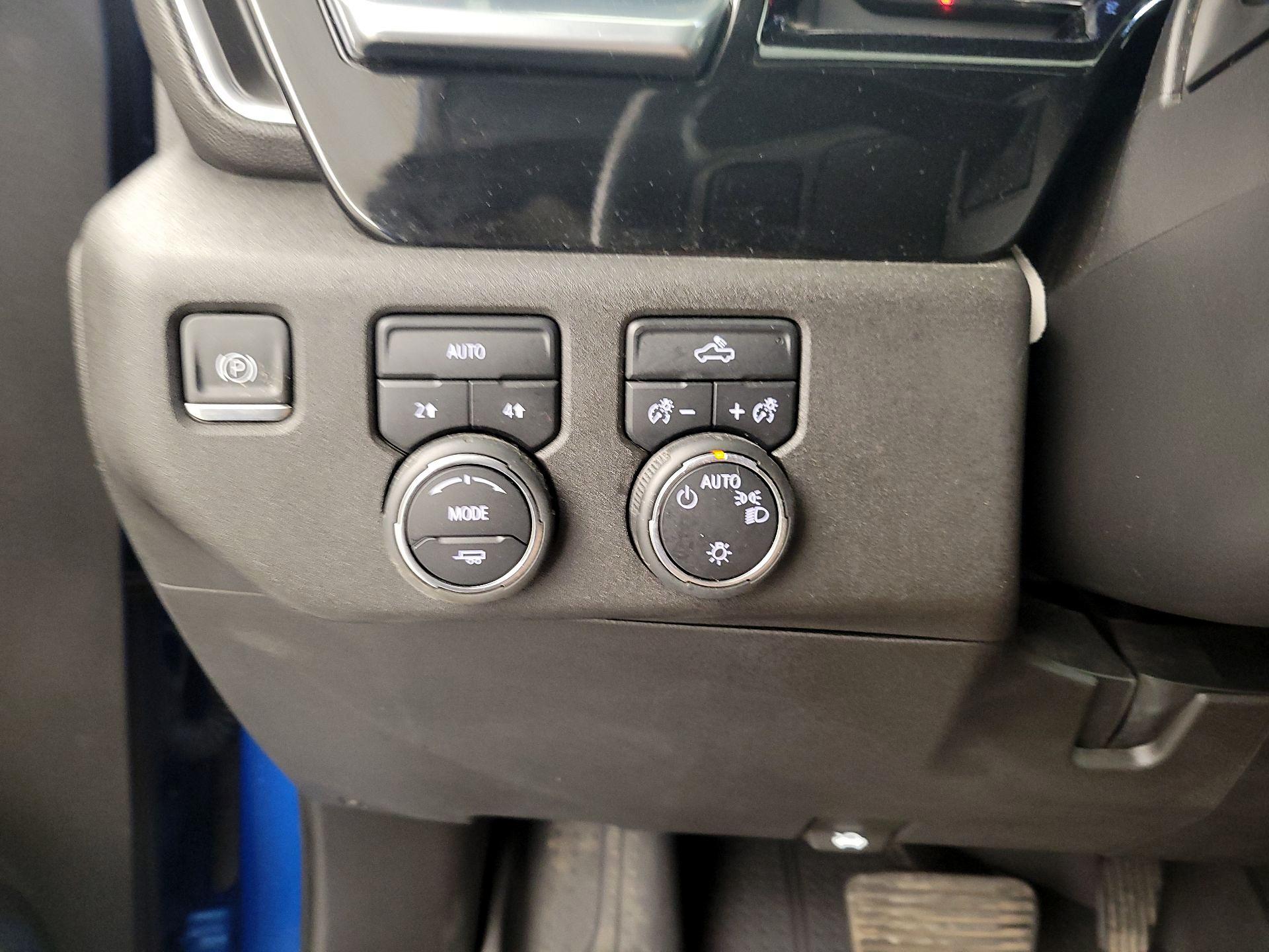 Thumbnail: 2022 Chevrolet Silverado 1500 - 13