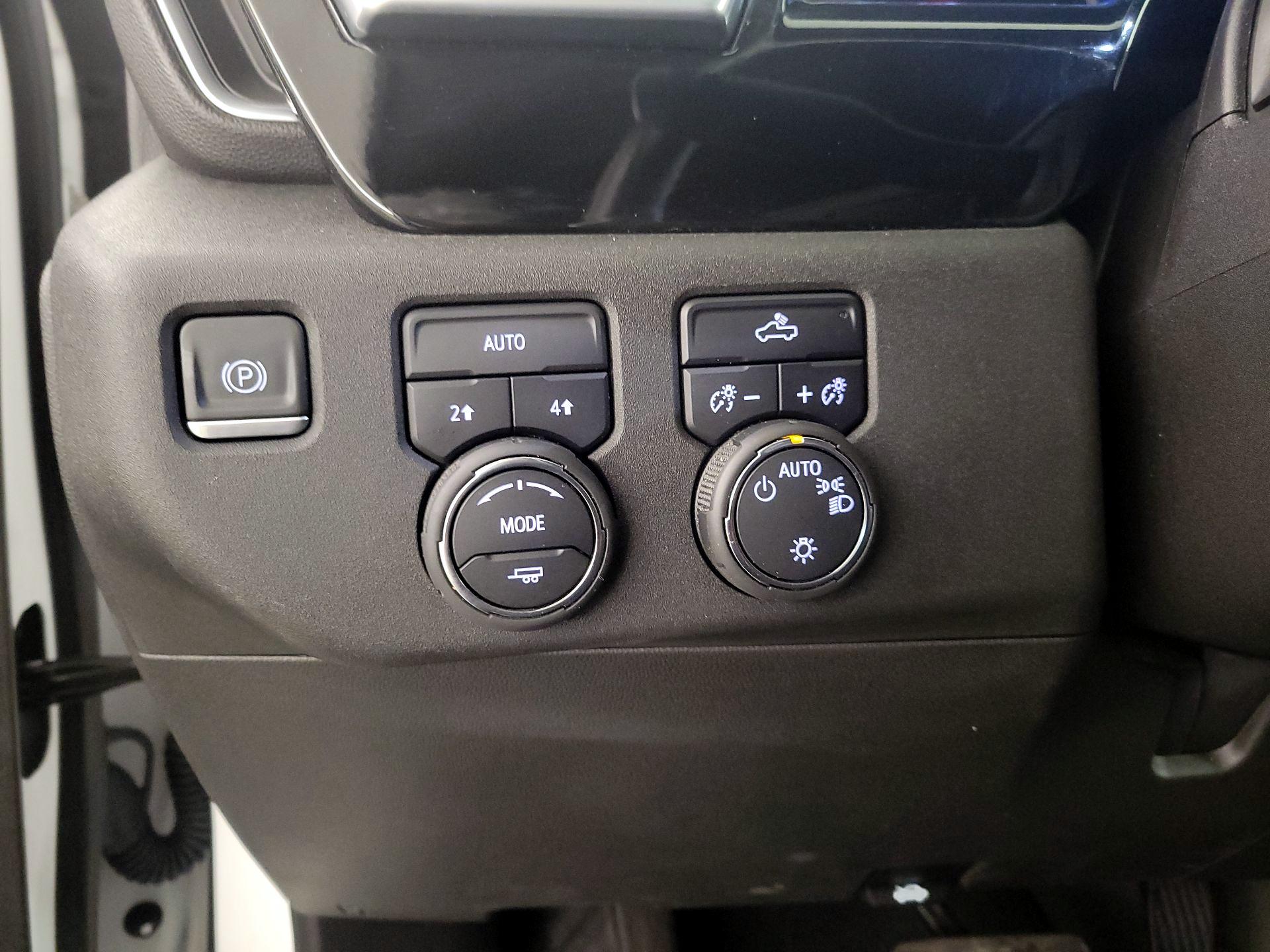 Thumbnail: 2022 Chevrolet Silverado 1500 - 13