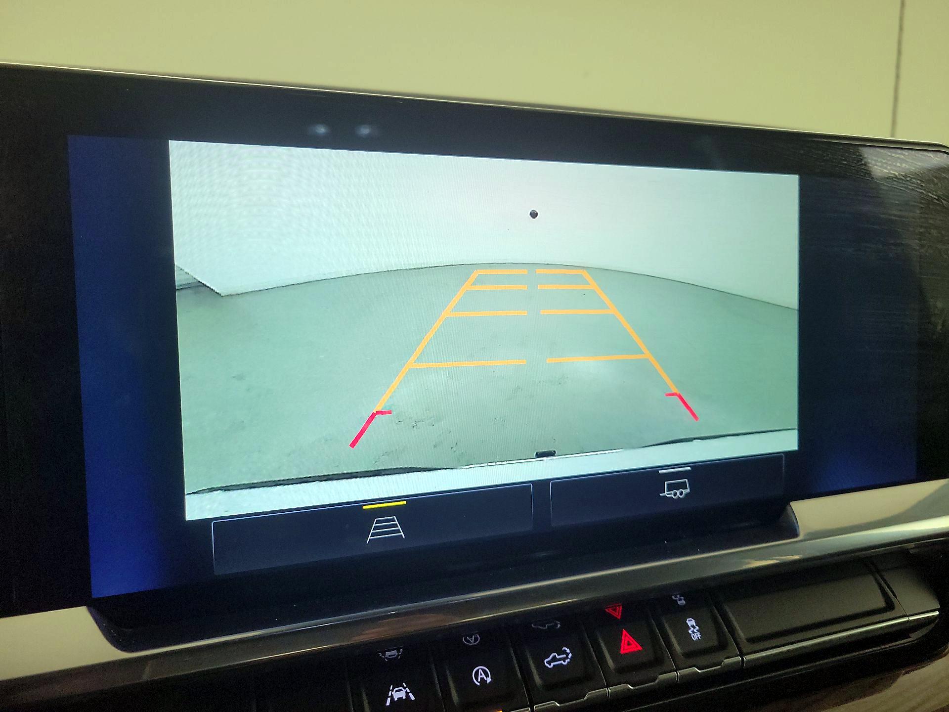 Thumbnail: 2022 Chevrolet Silverado 1500 - 14