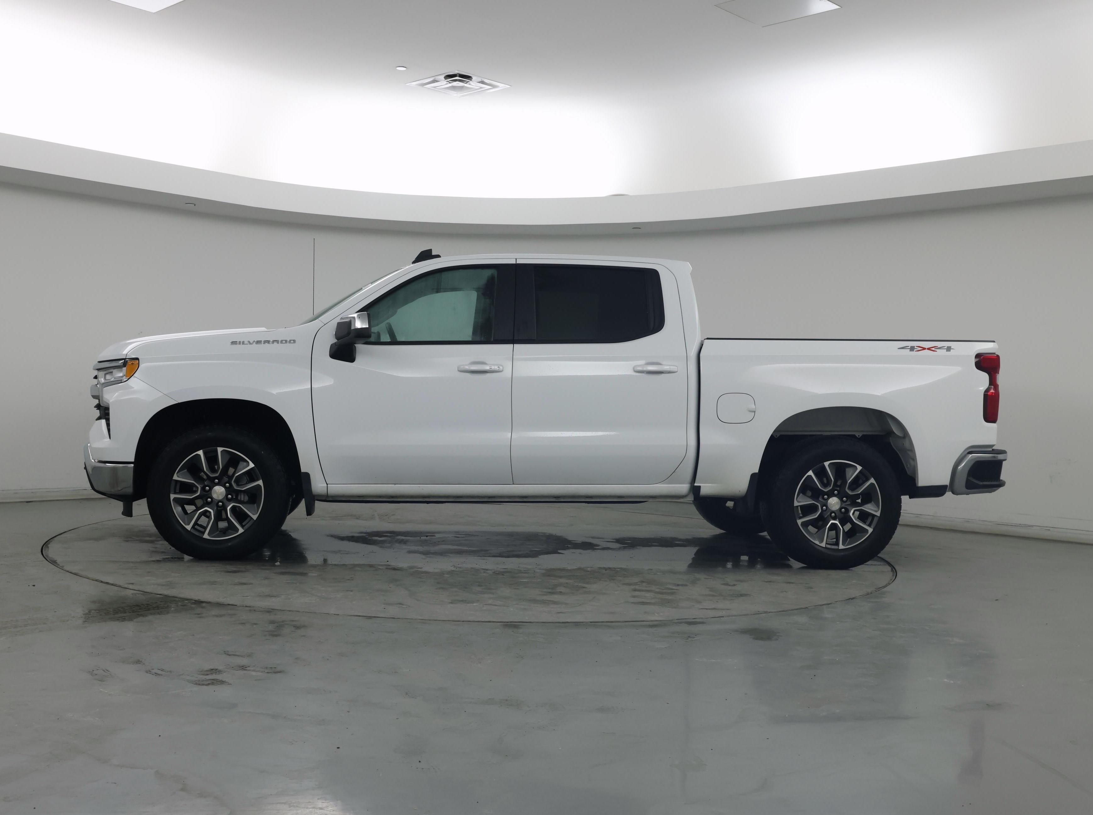 Thumbnail: 2022 Chevrolet Silverado 1500 - 3