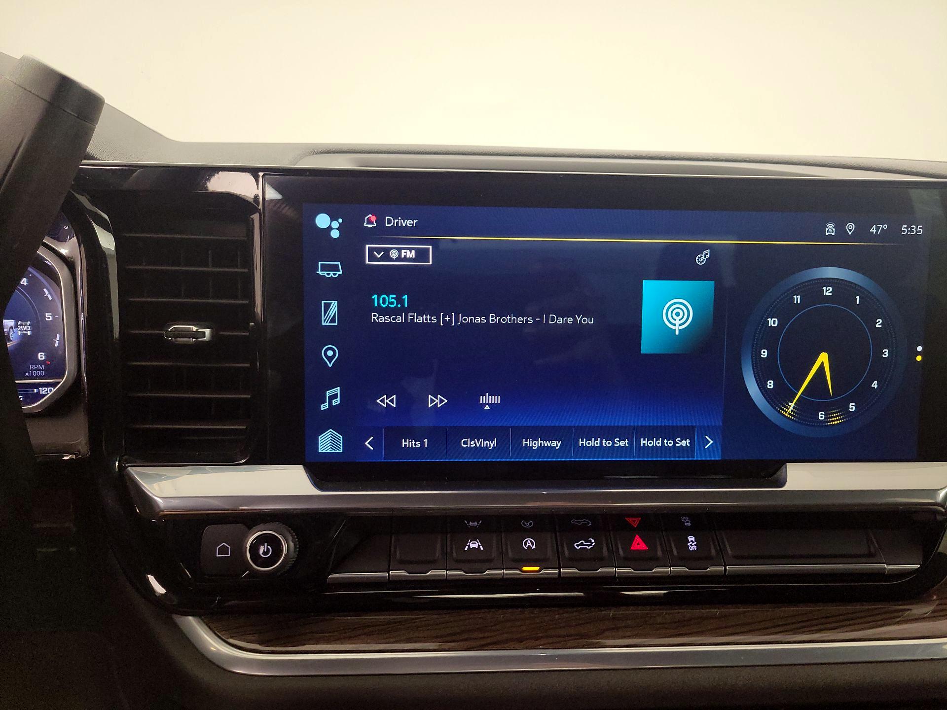 Thumbnail: 2022 Chevrolet Silverado 1500 - 15