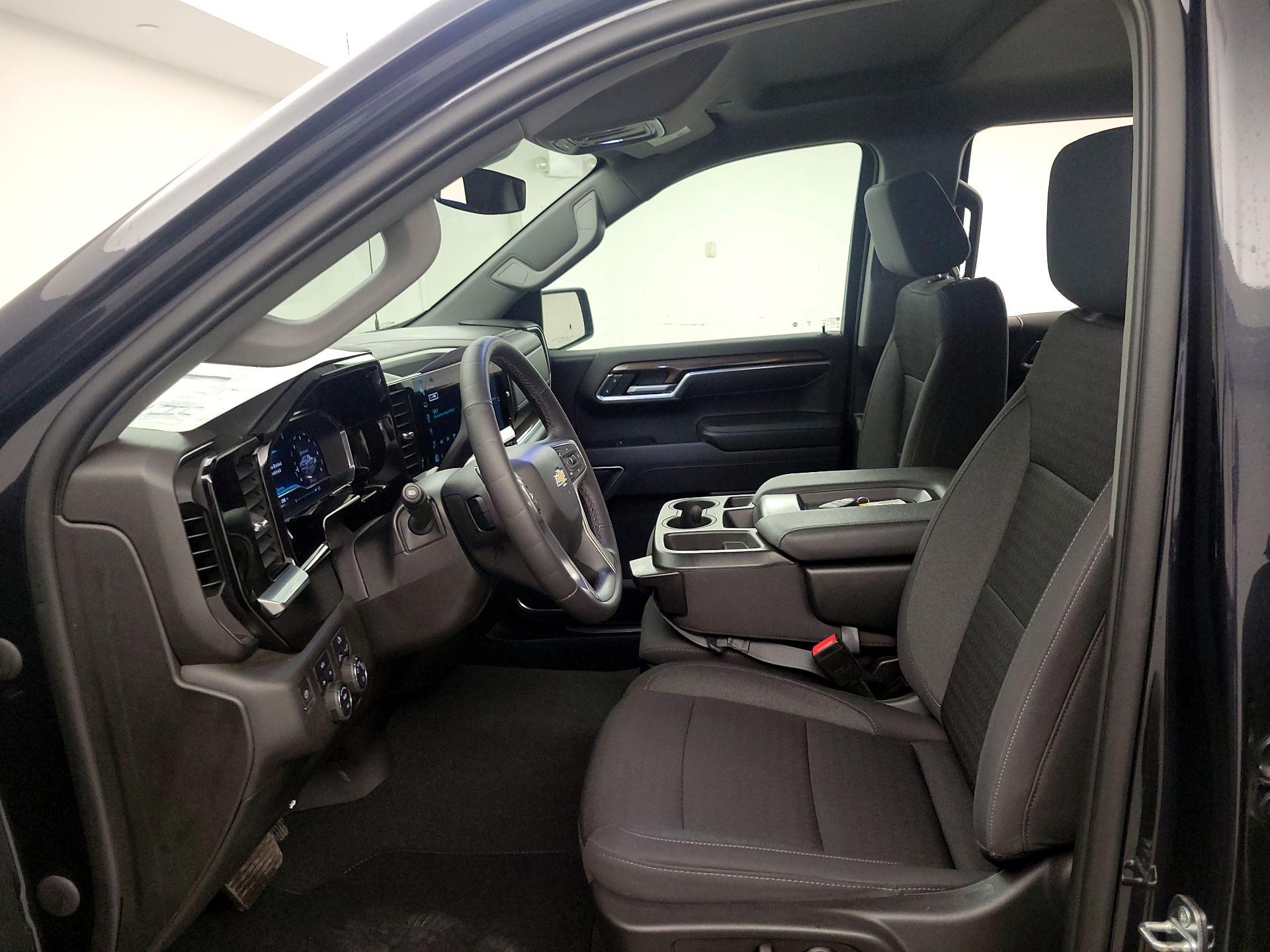 Thumbnail: 2022 Chevrolet Silverado 1500 - 11