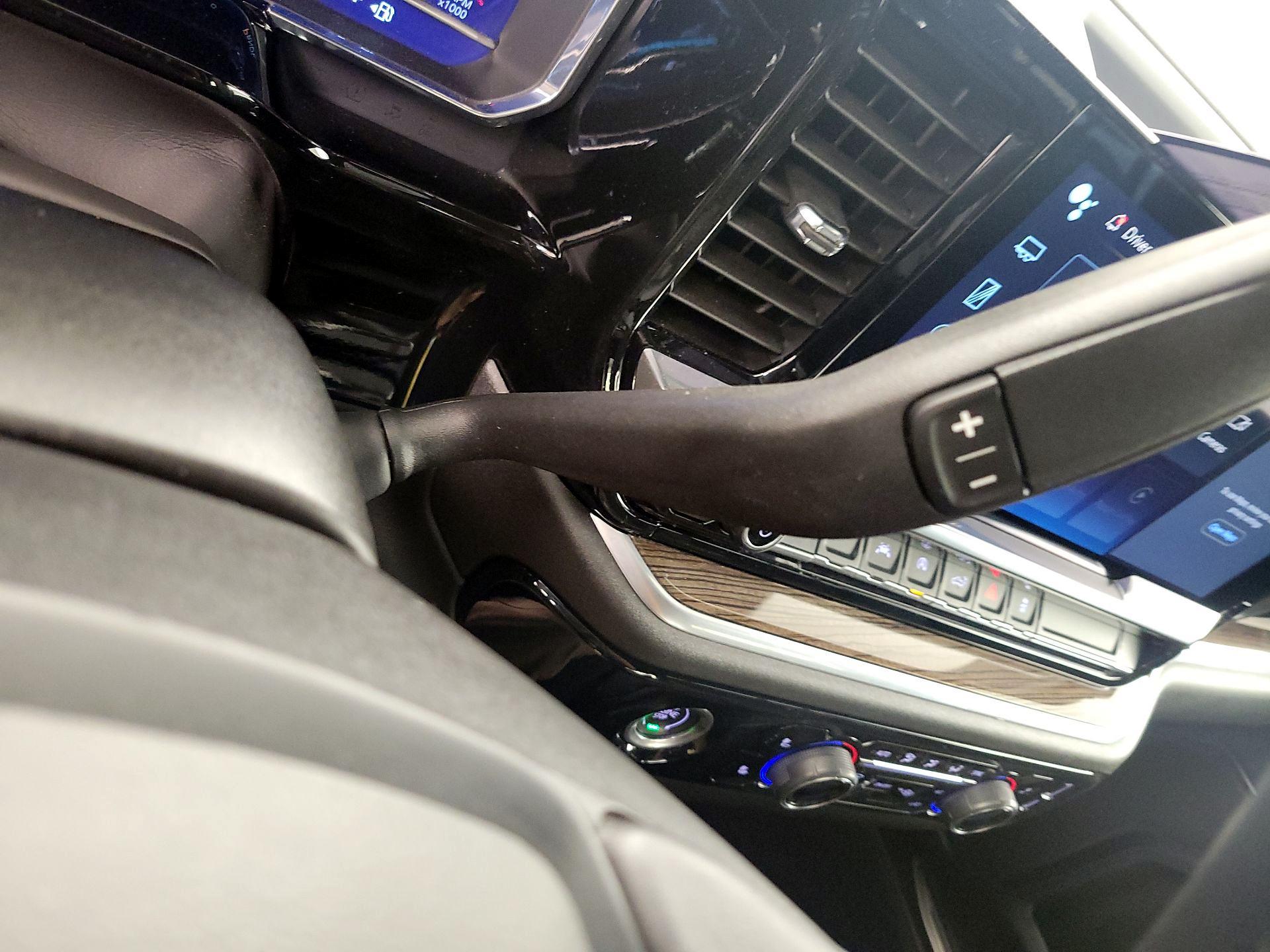 Thumbnail: 2022 Chevrolet Silverado 1500 - 17