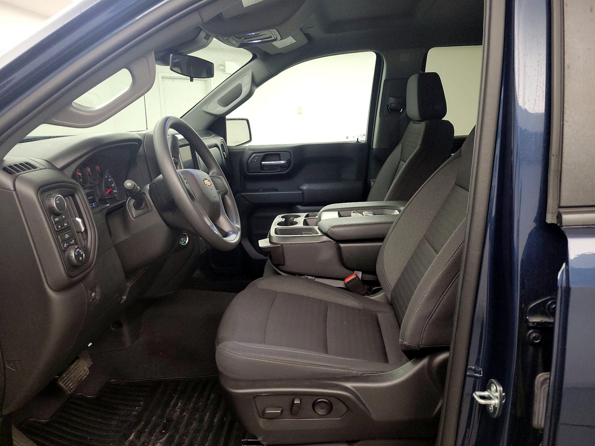 Thumbnail: 2022 Chevrolet Silverado 1500 - 11