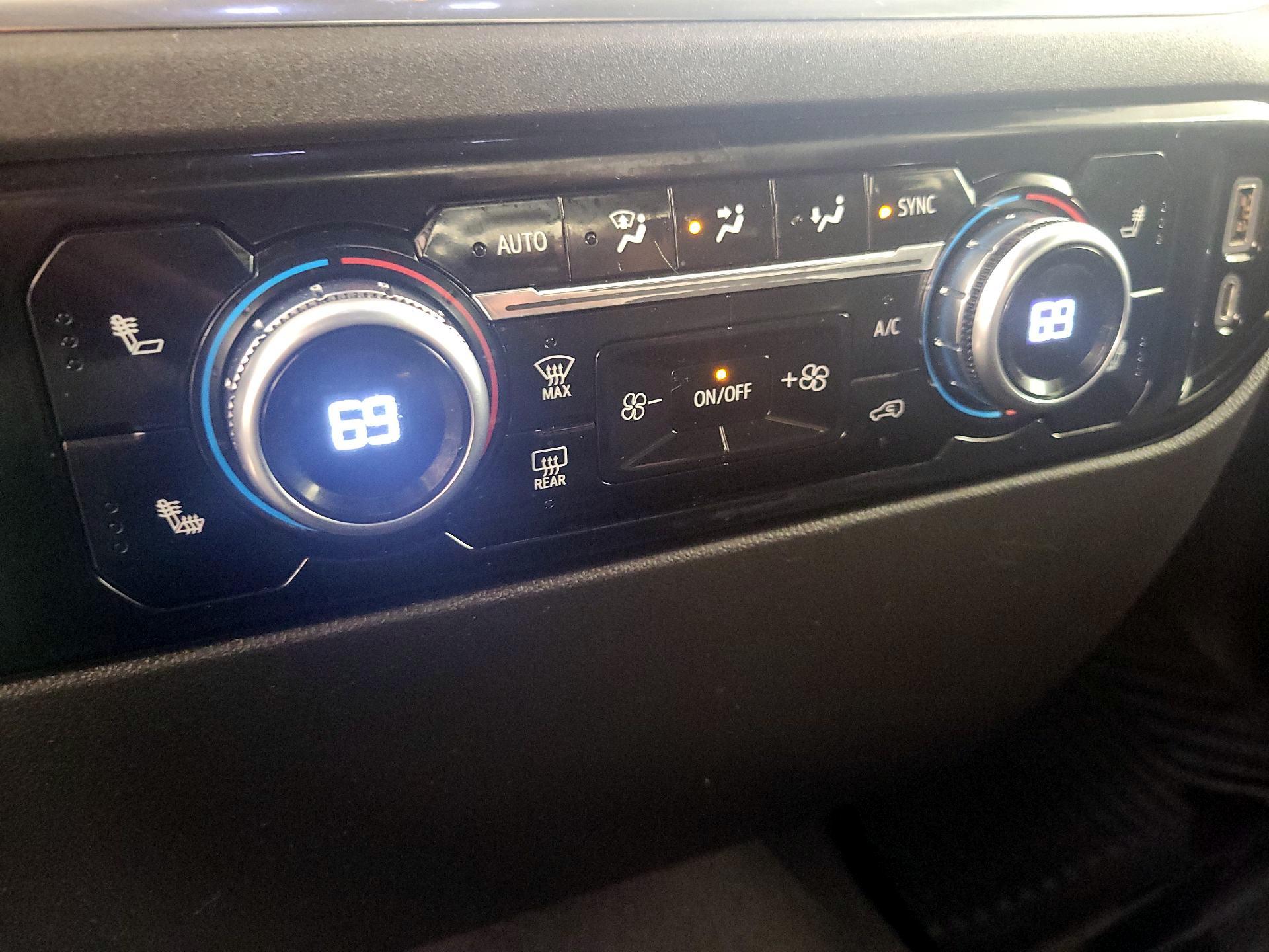 Thumbnail: 2022 GMC Sierra 1500 - 16