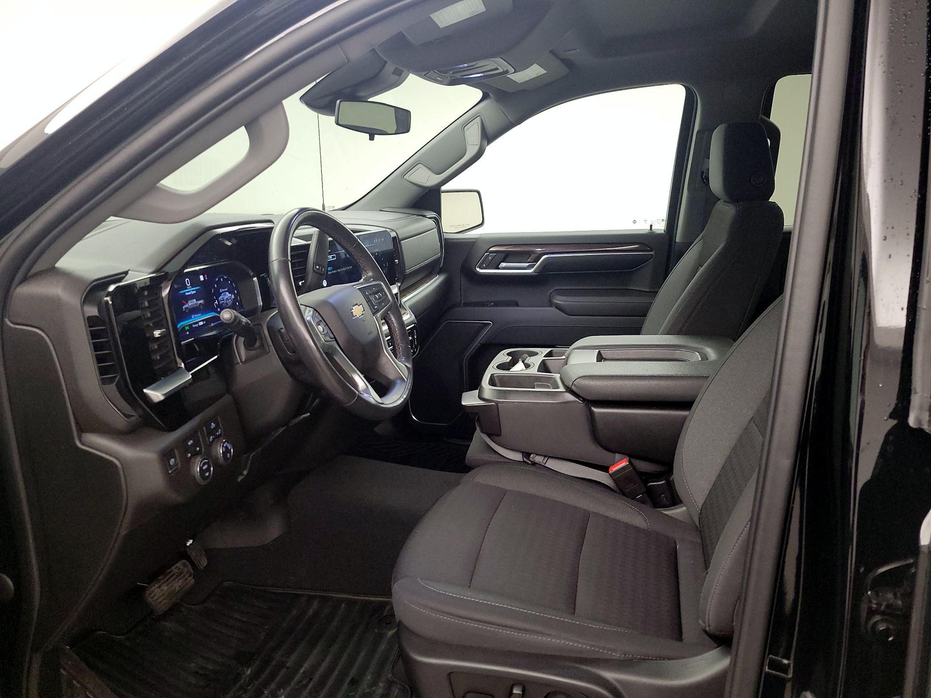 Thumbnail: 2022 Chevrolet Silverado 1500 - 11