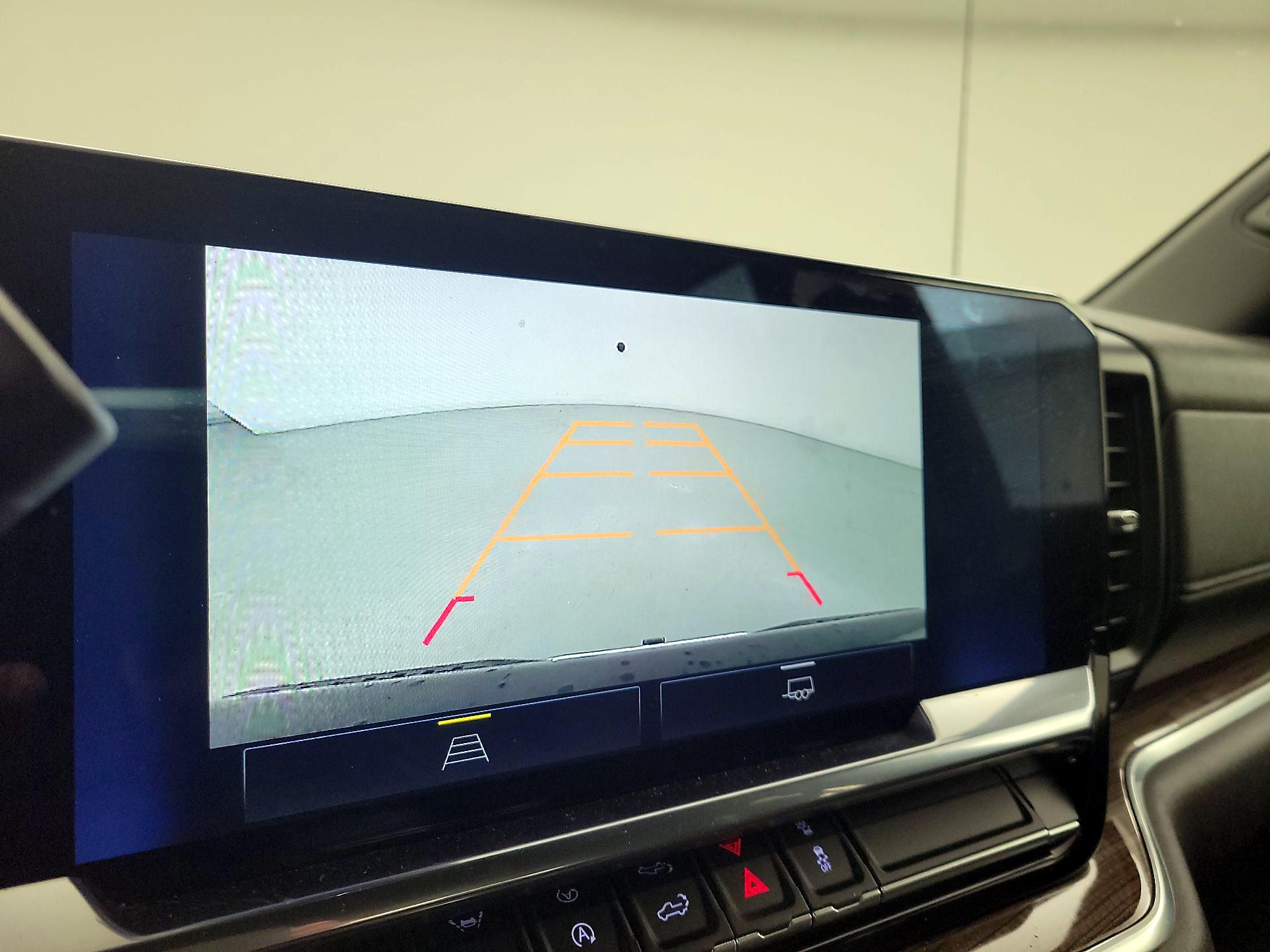 Thumbnail: 2022 Chevrolet Silverado 1500 - 14