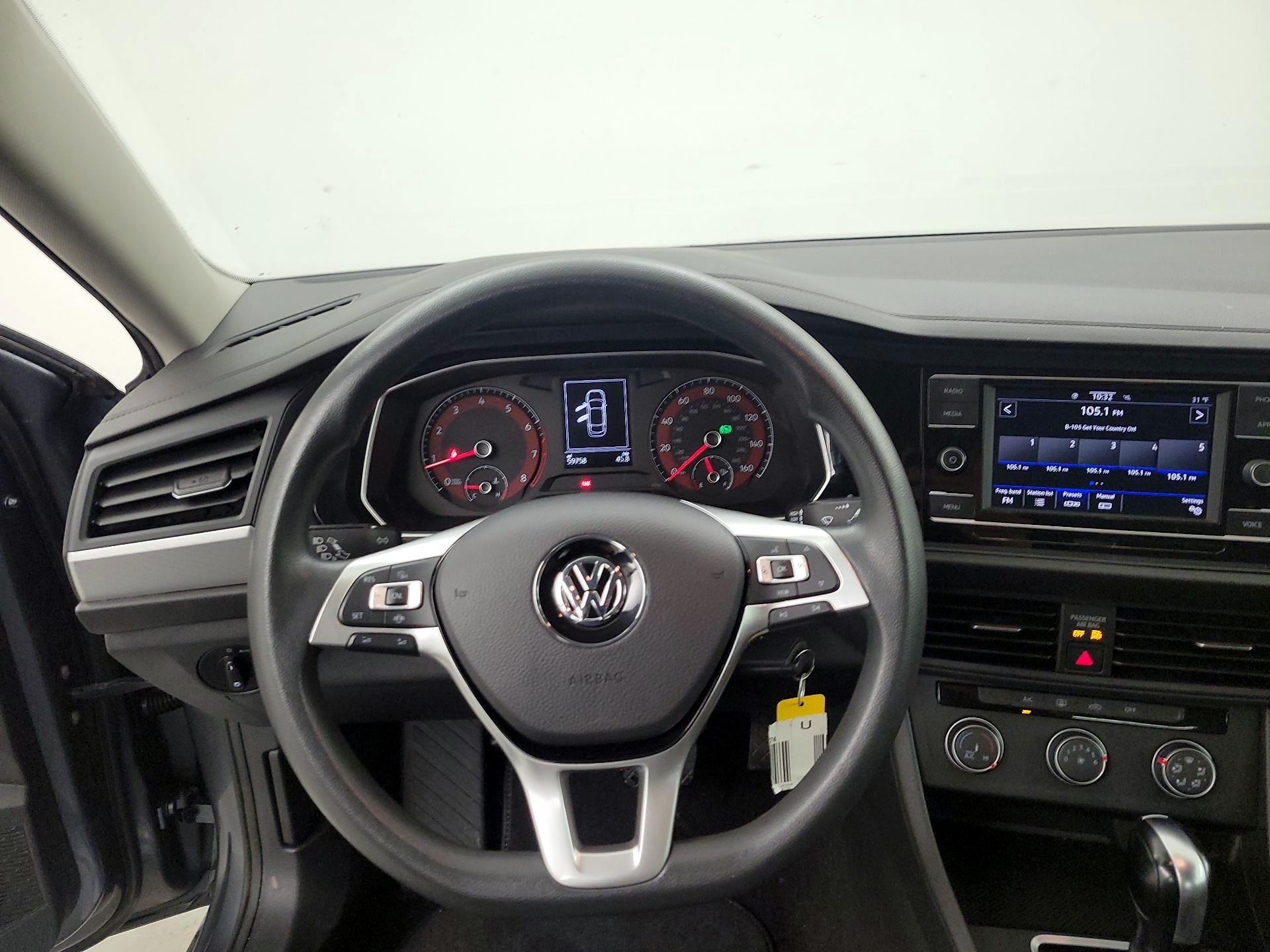 Thumbnail: 2020 Volkswagen Jetta - 10