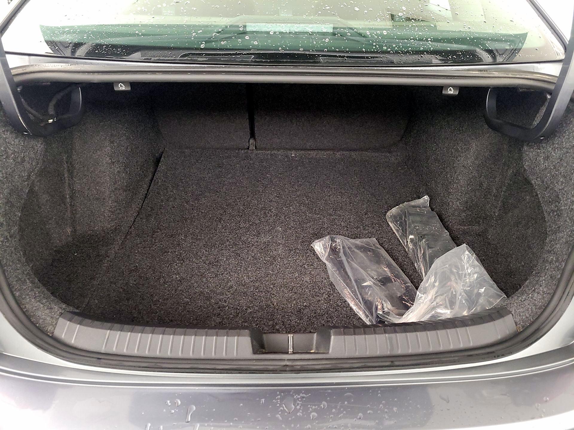 Thumbnail: 2020 Volkswagen Jetta - 20