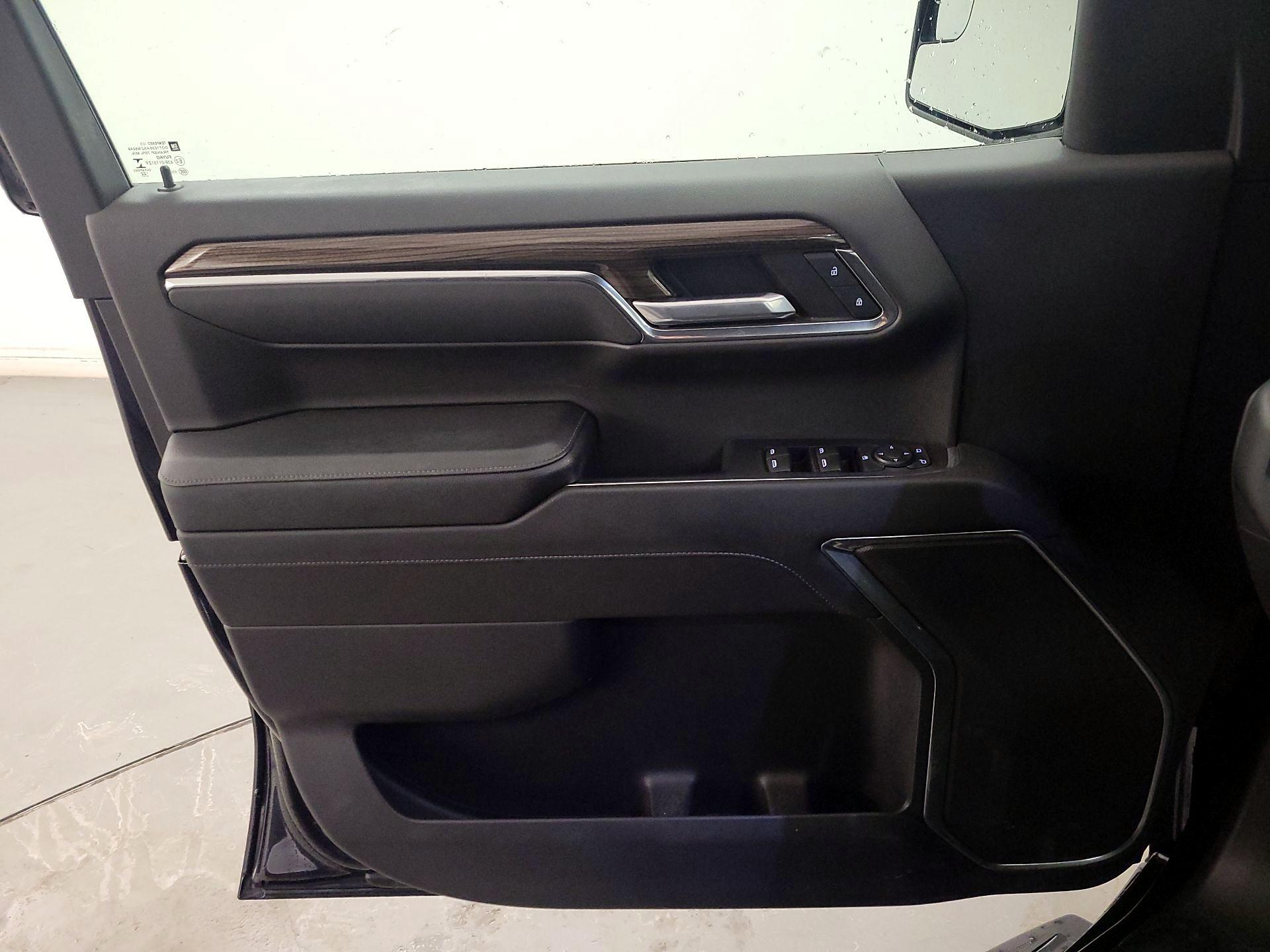 Thumbnail: 2022 Chevrolet Silverado 1500 - 12