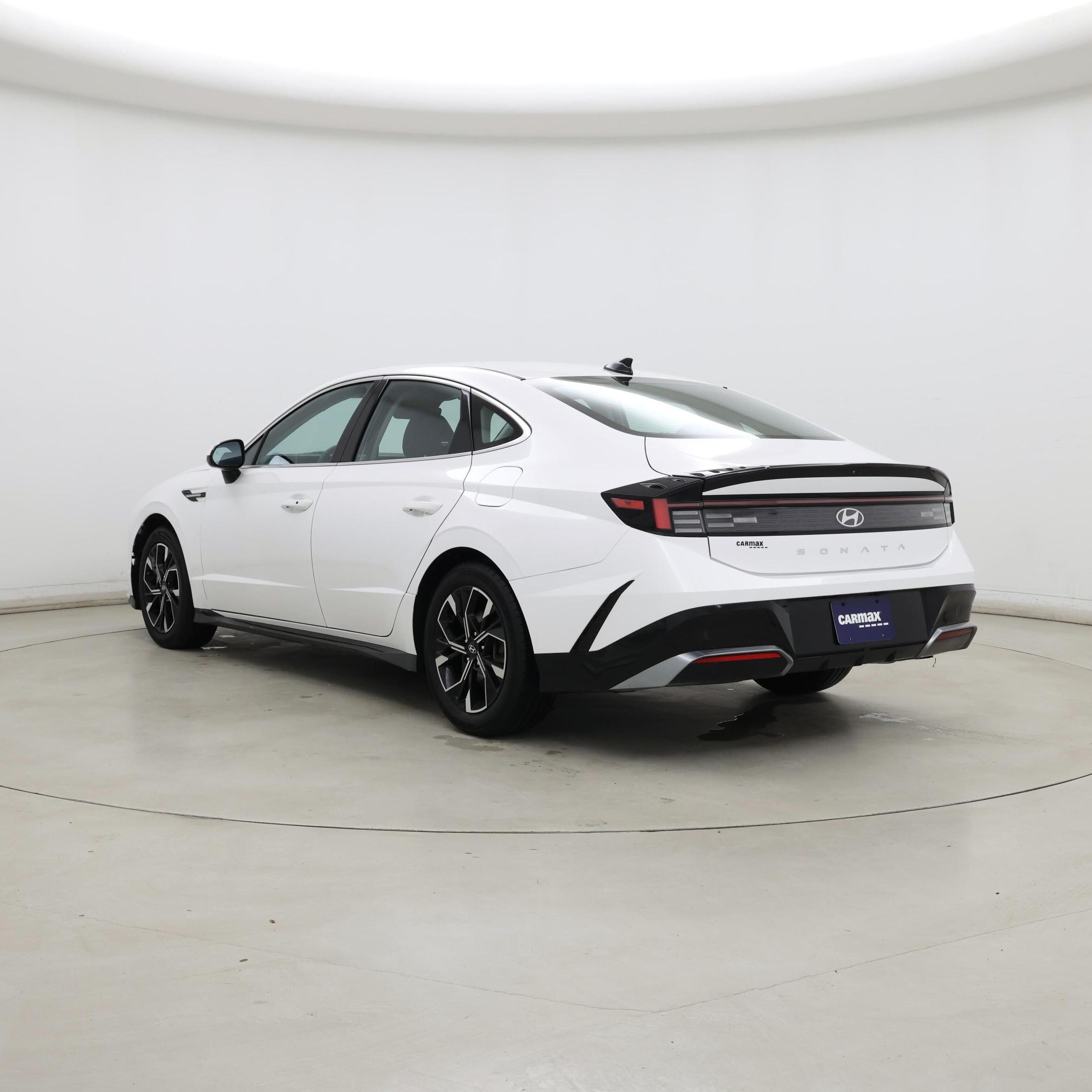 Thumbnail: 2024 Hyundai Sonata - 2