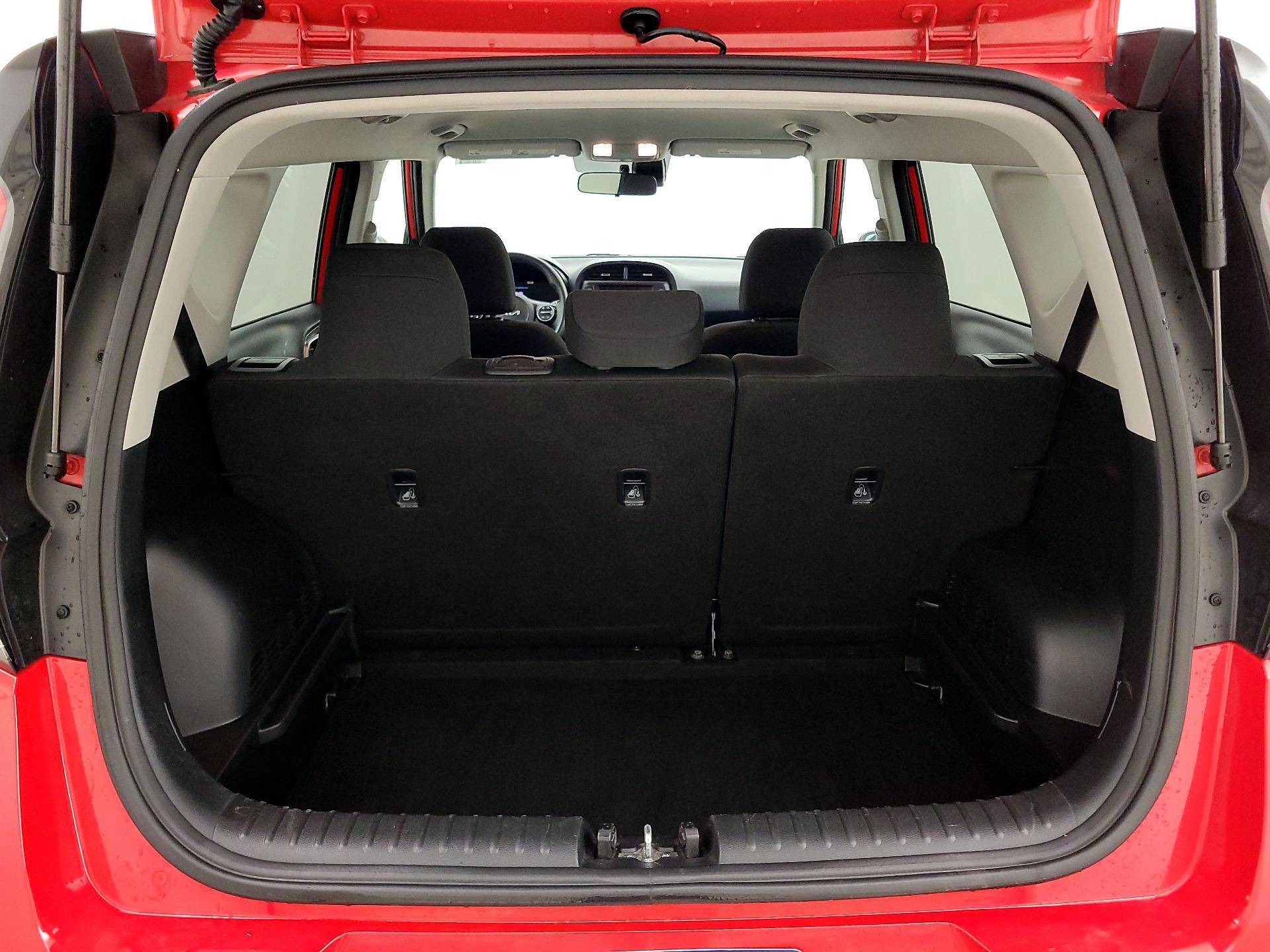 Thumbnail: 2023 Kia Soul - 20