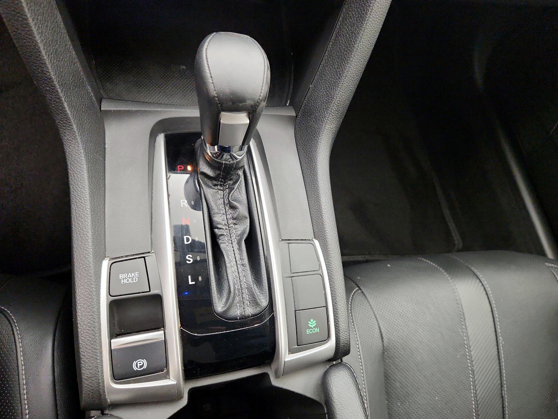 Thumbnail: 2018 Honda Civic - 17