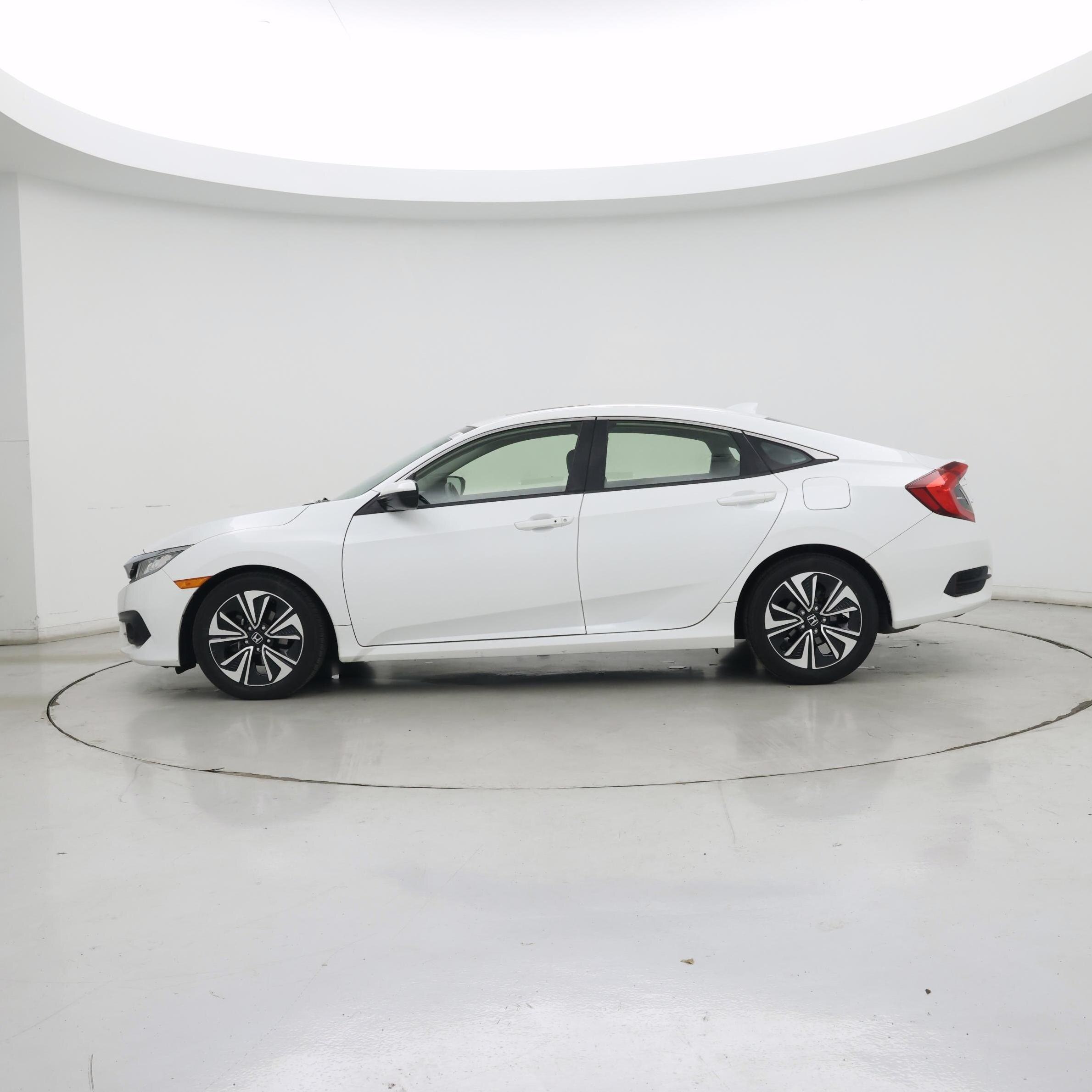 Thumbnail: 2018 Honda Civic - 3