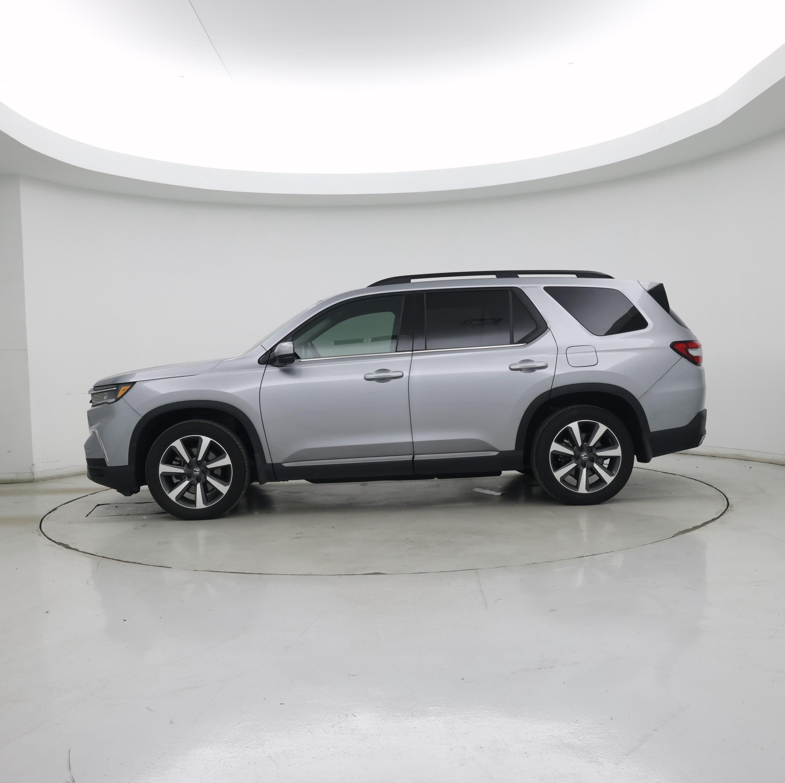 Thumbnail: 2024 Honda Pilot - 3