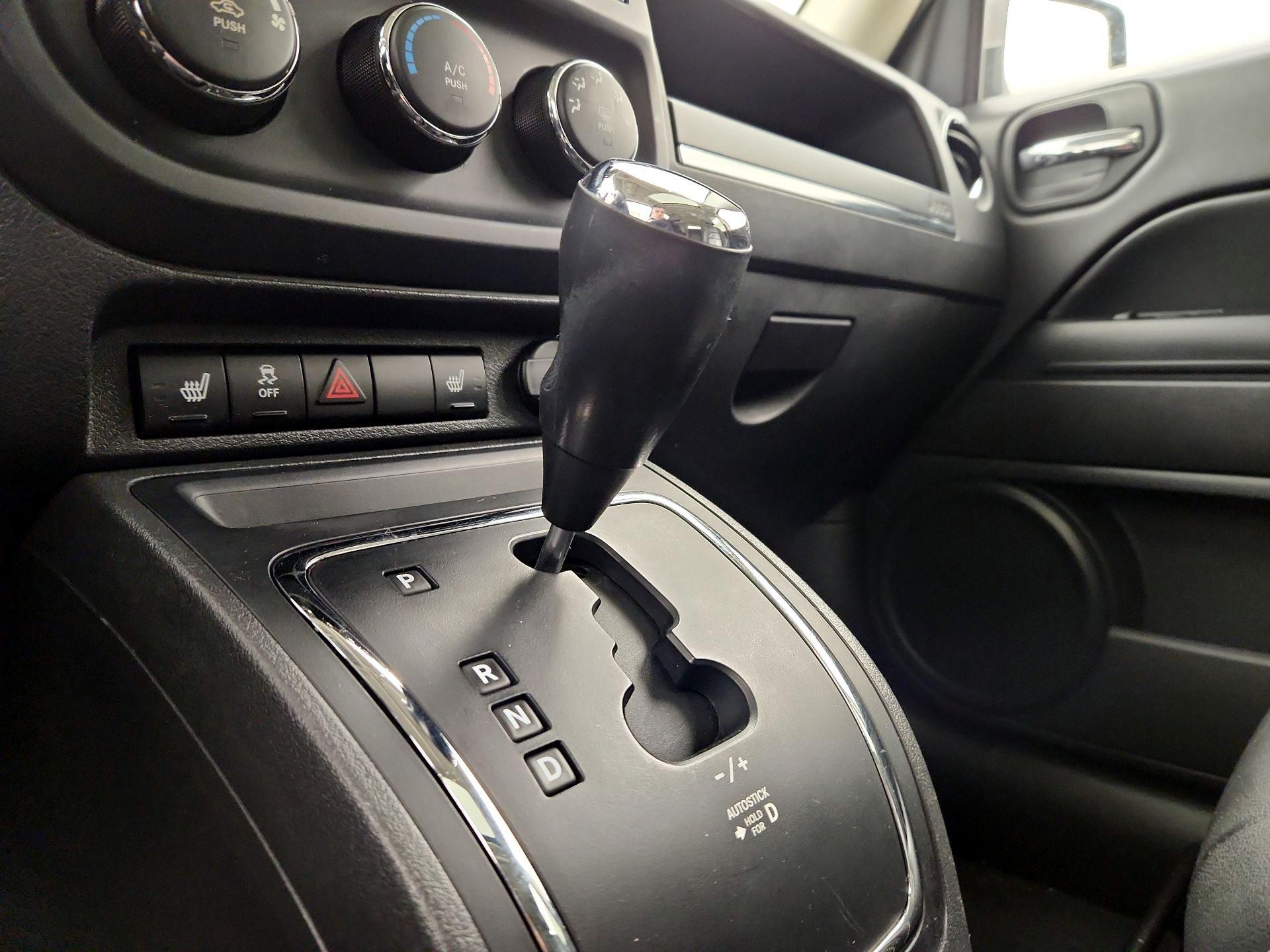 Thumbnail: 2017 Jeep Patriot - 16