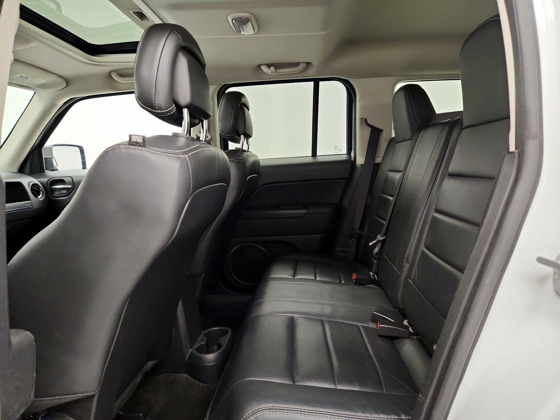 Thumbnail: 2017 Jeep Patriot - 19