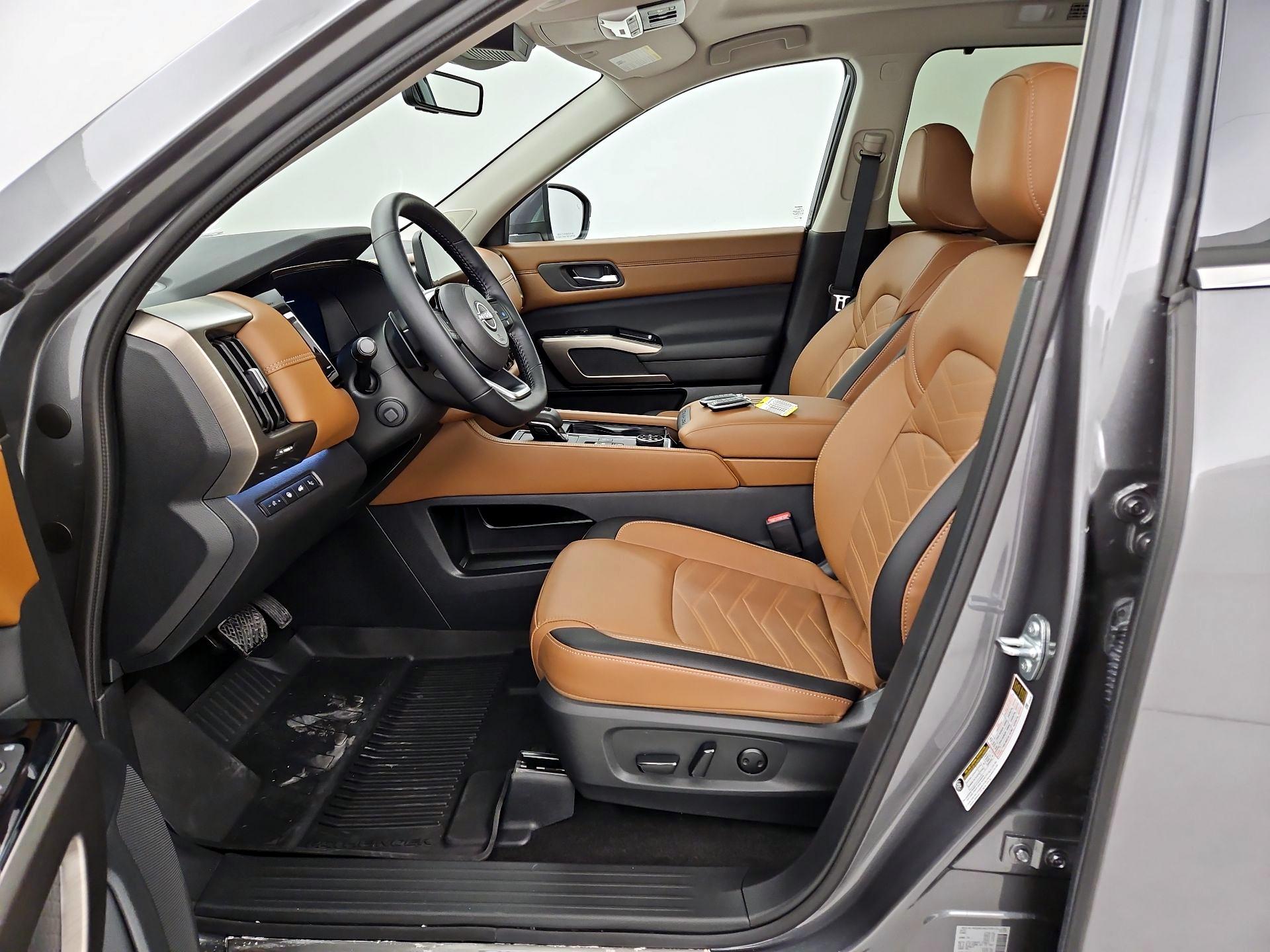 Thumbnail: 2025 Nissan Pathfinder - 11