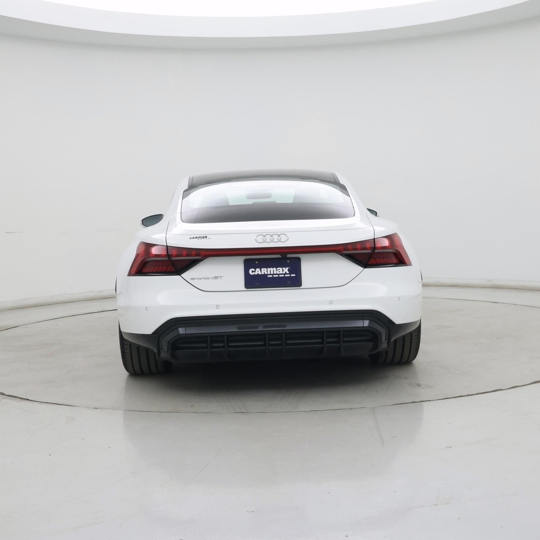 Thumbnail: 2022 Audi e-tron GT - 6