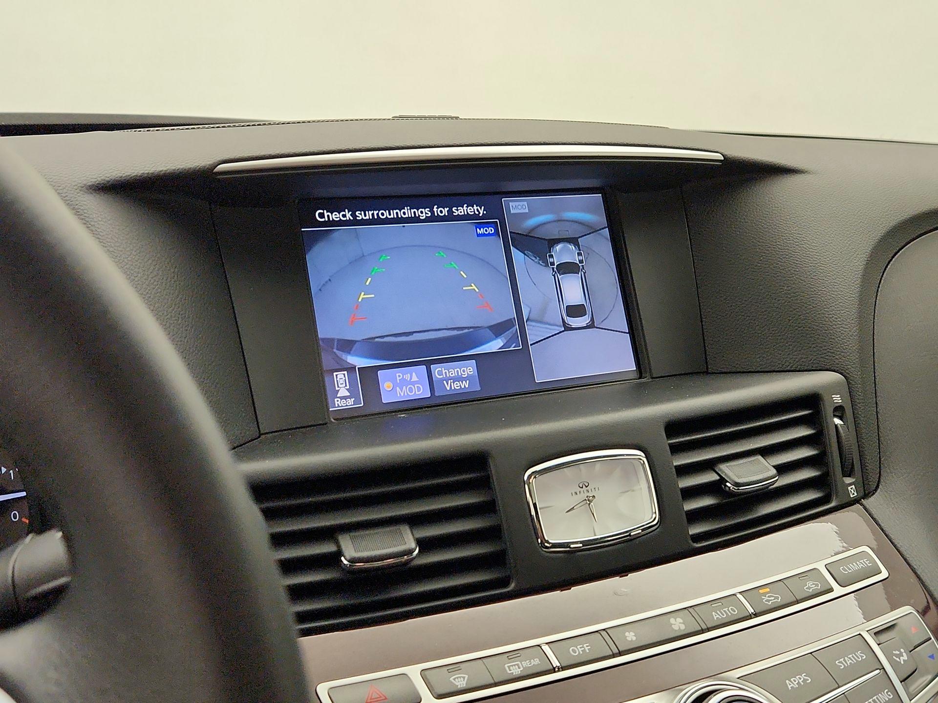 Thumbnail: 2019 INFINITI Q70 - 15