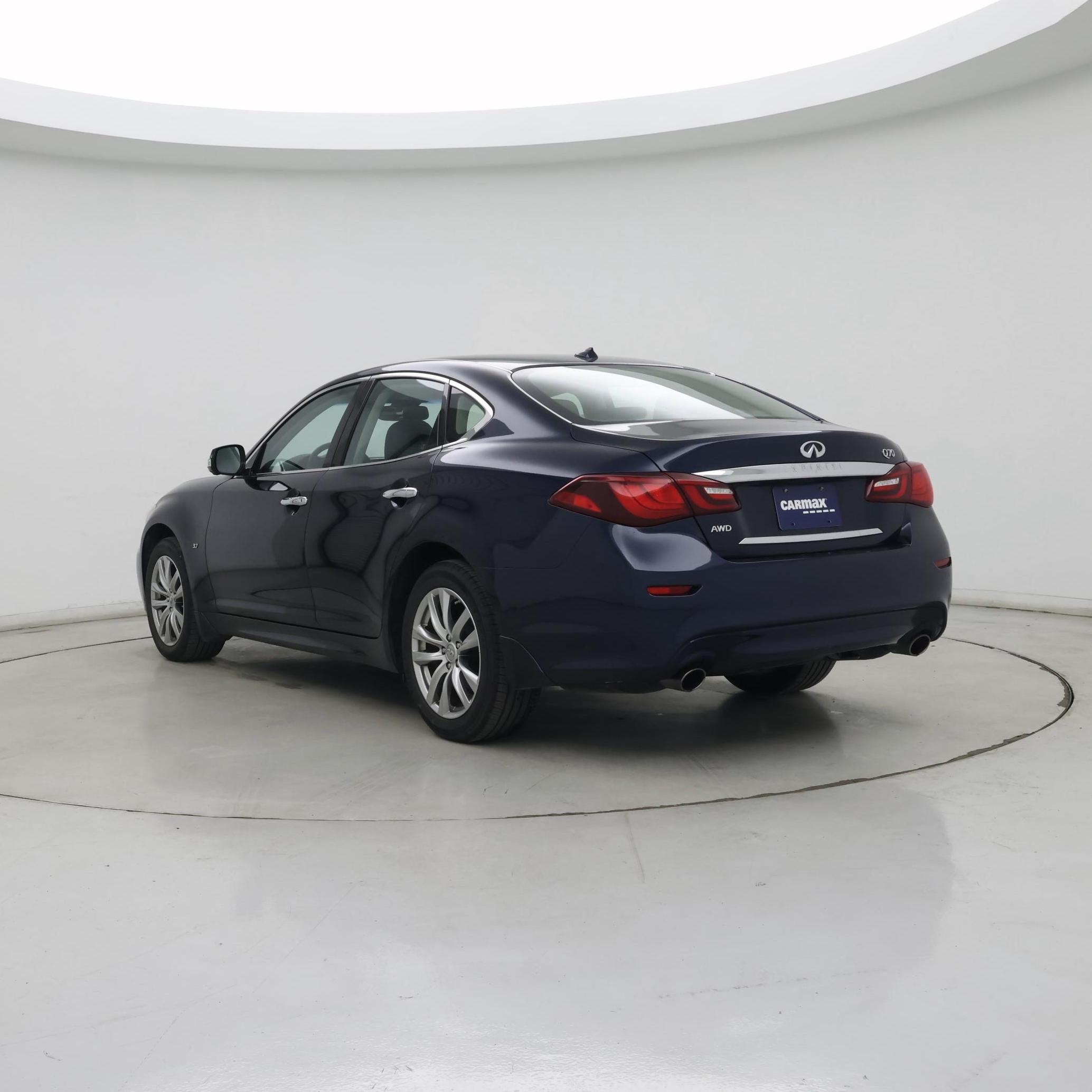 Thumbnail: 2019 INFINITI Q70 - 2