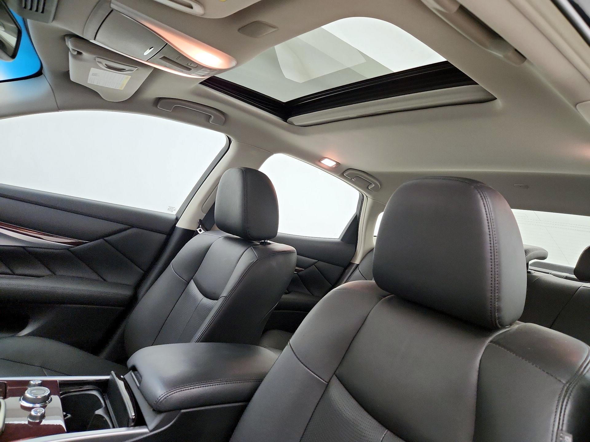 Thumbnail: 2019 INFINITI Q70 - 20