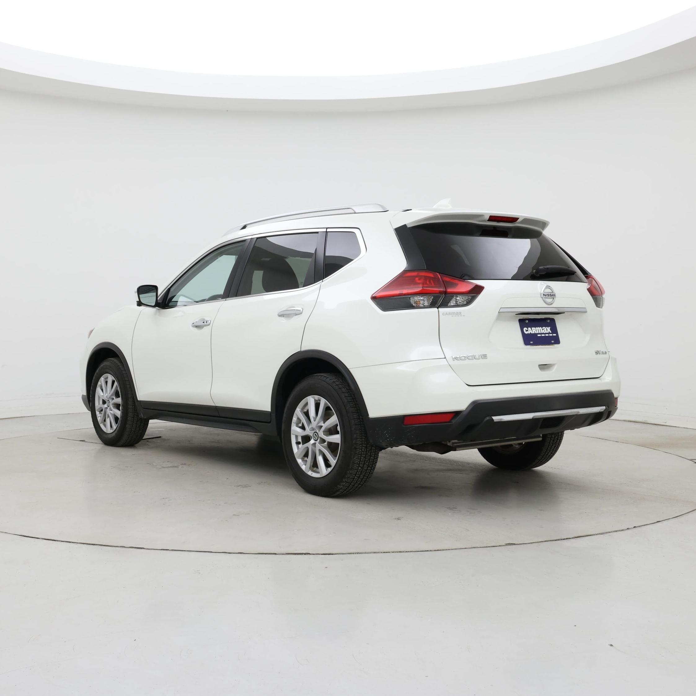 Thumbnail: 2017 Nissan Rogue - 2