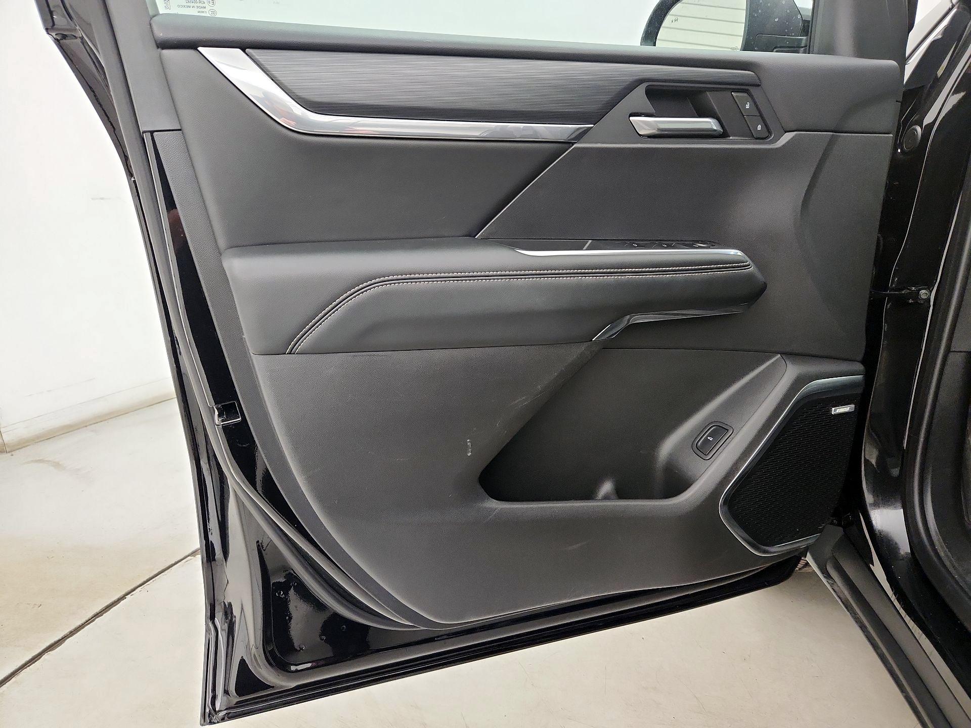 Thumbnail: 2025 GMC Acadia - 12