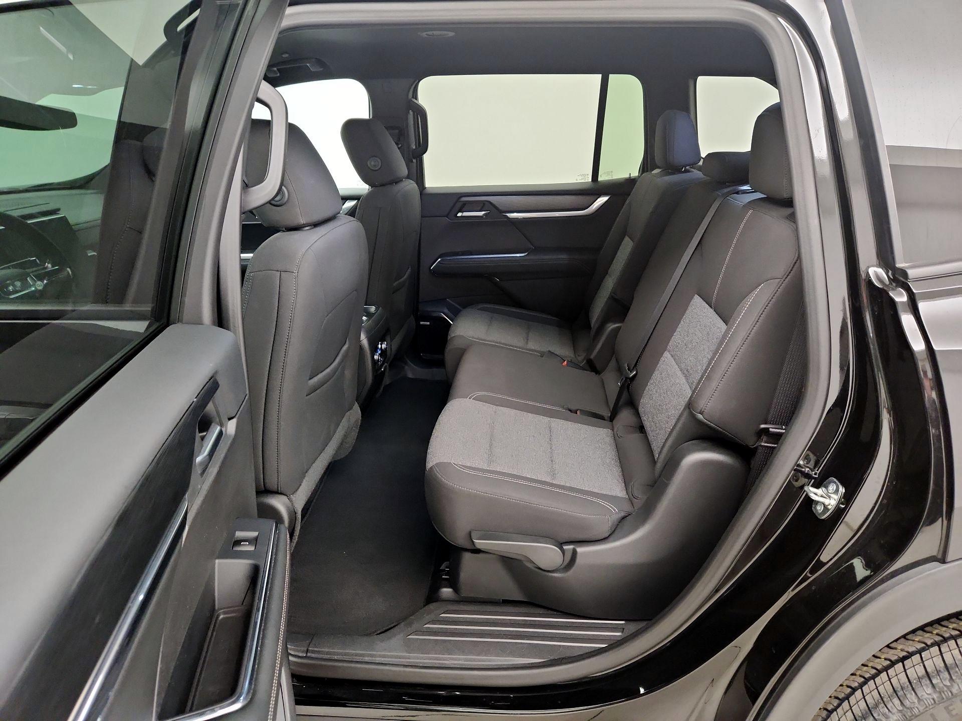 Thumbnail: 2025 GMC Acadia - 20