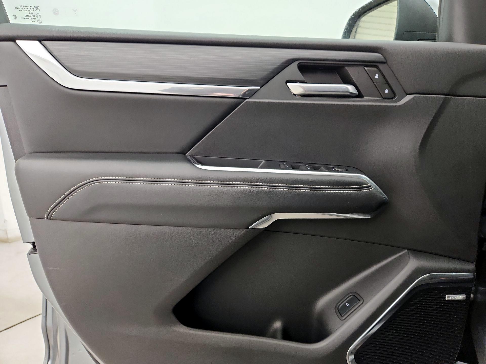 Thumbnail: 2025 GMC Acadia - 12