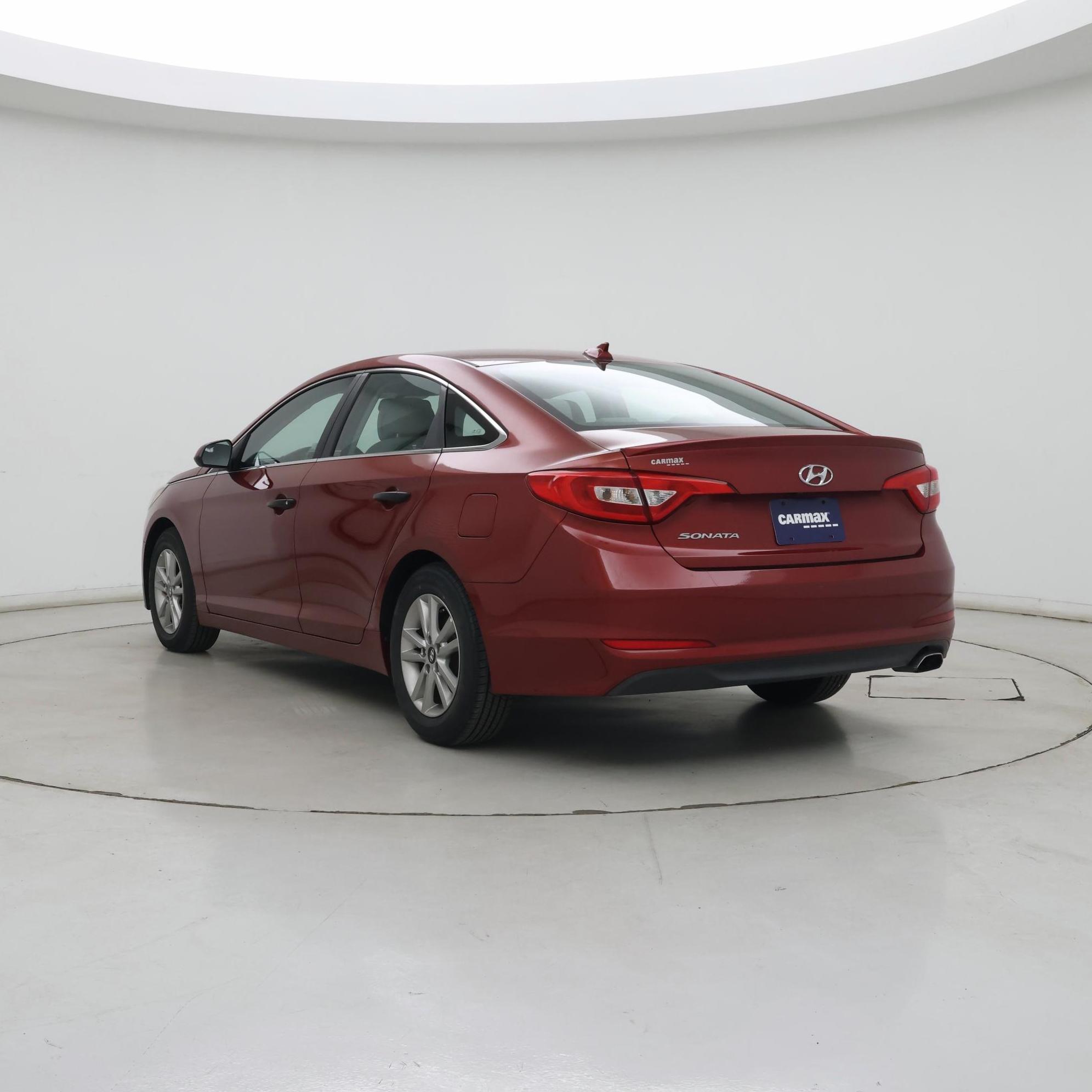 Thumbnail: 2016 Hyundai Sonata - 2