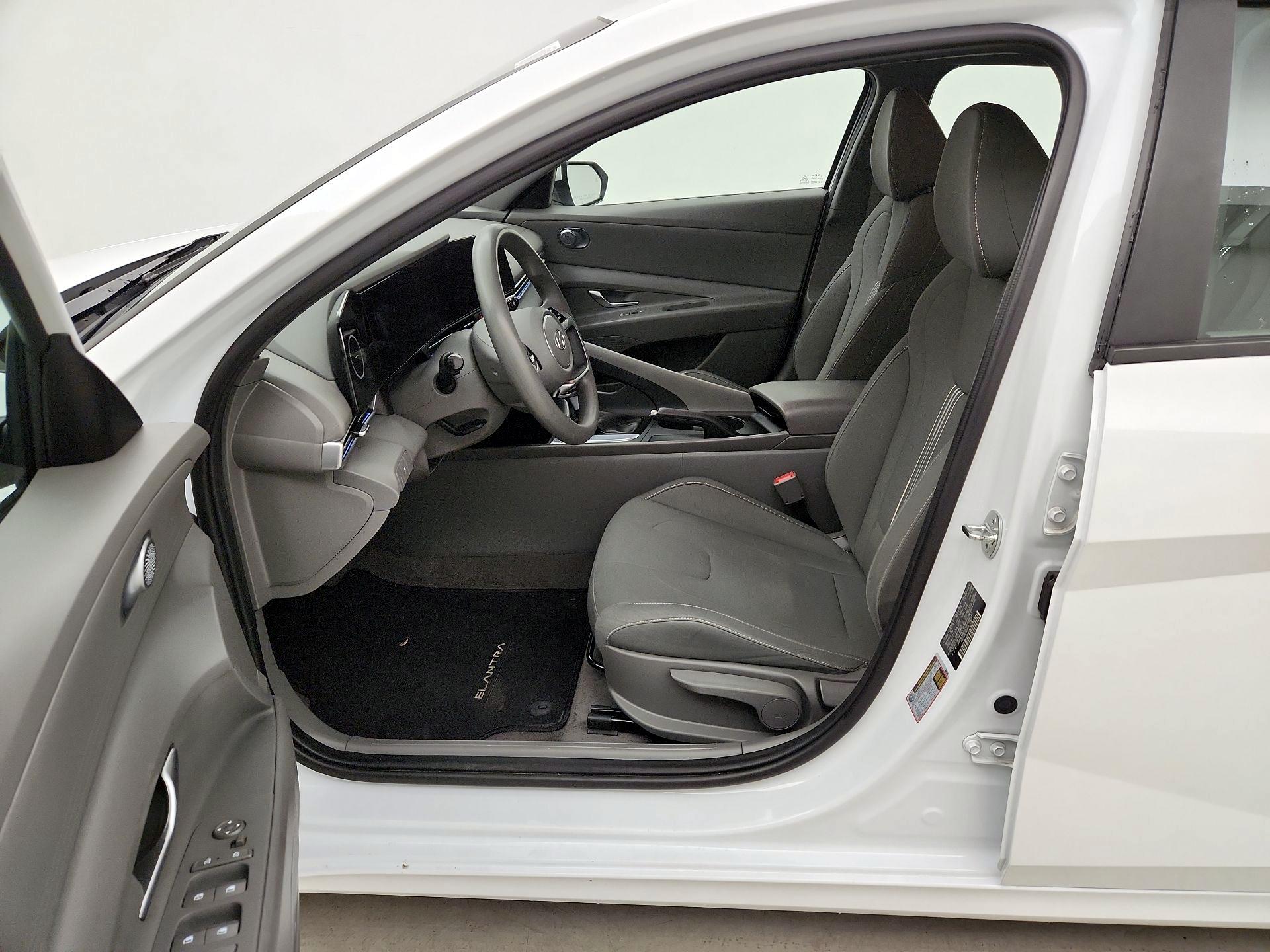 Thumbnail: 2024 Hyundai Elantra - 11