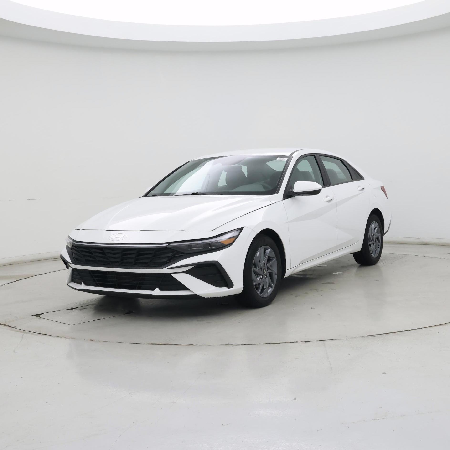 Thumbnail: 2024 Hyundai Elantra - 4