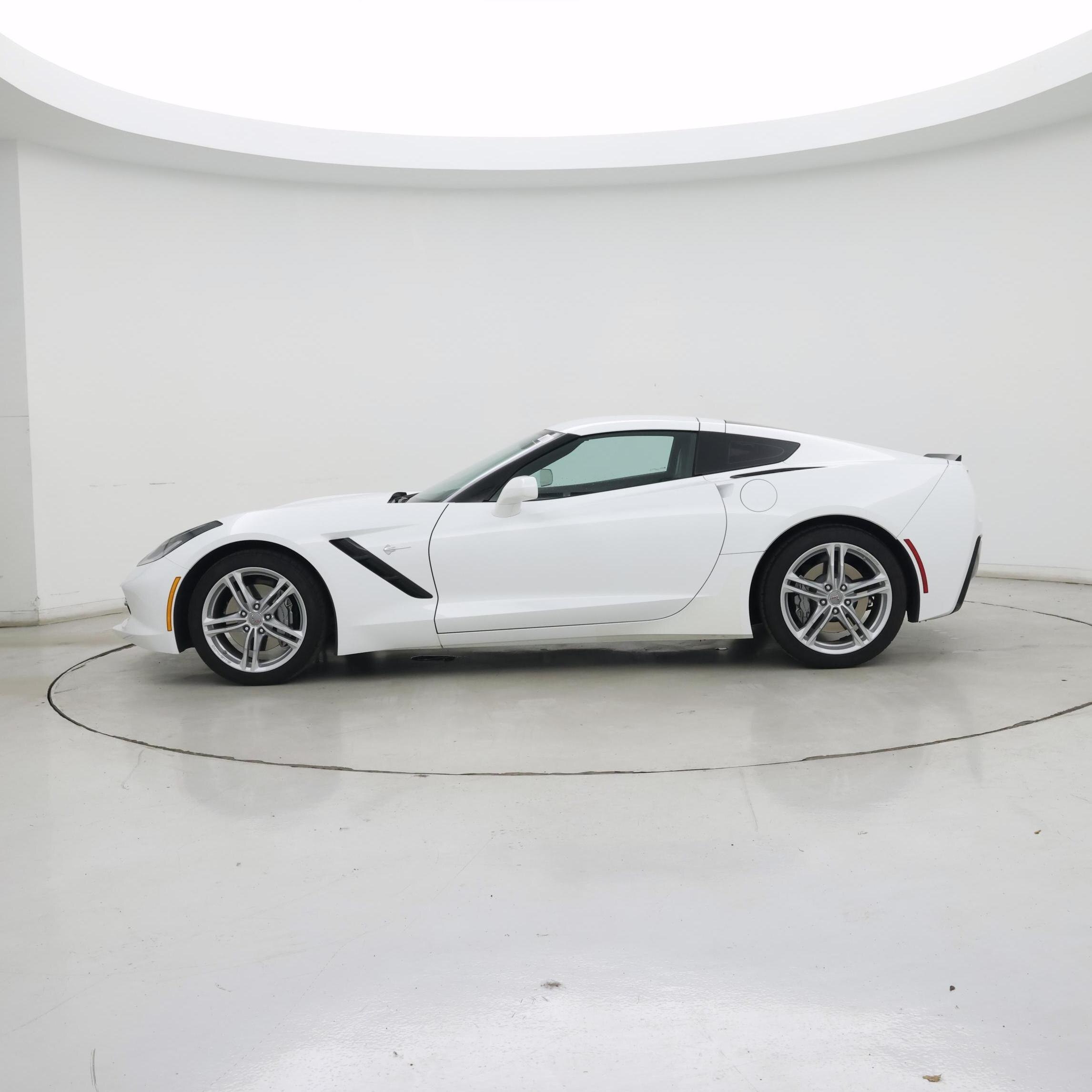 Thumbnail: 2017 Chevrolet Corvette - 3