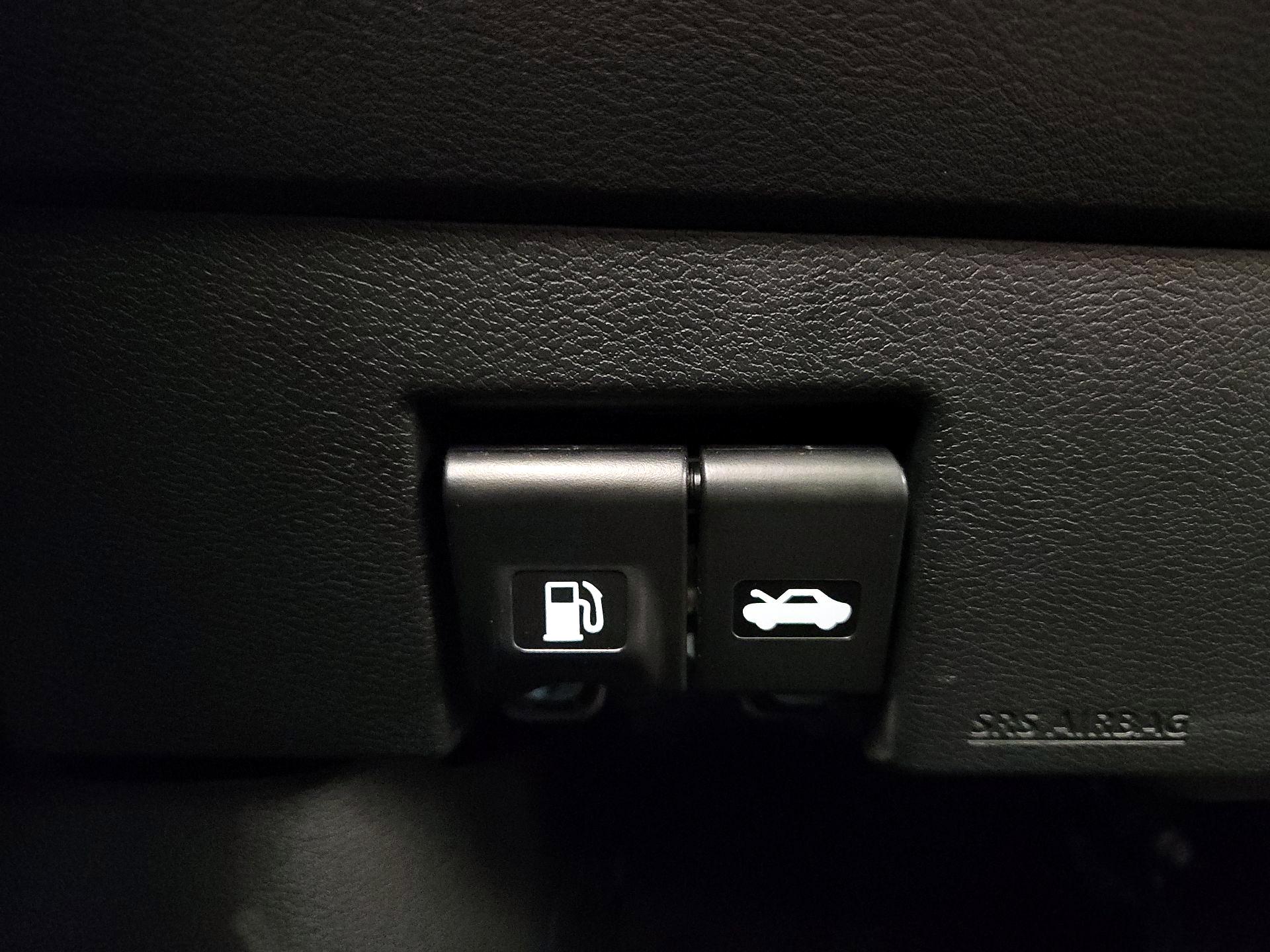 Thumbnail: 2023 Nissan Kicks - 13