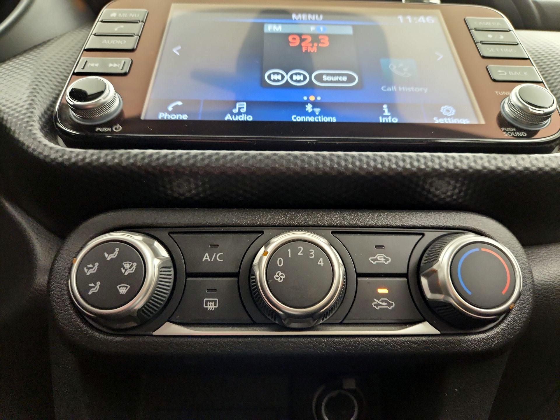 Thumbnail: 2023 Nissan Kicks - 16