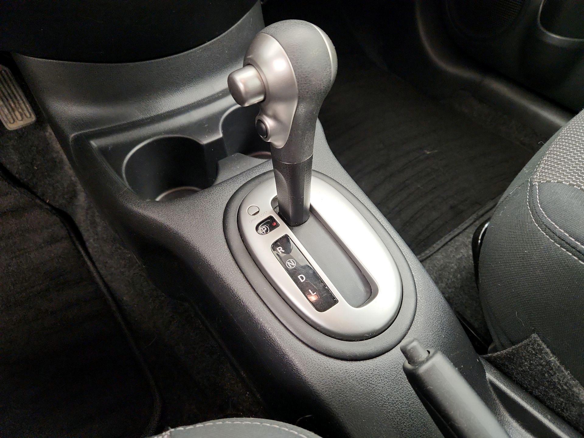 Thumbnail: 2016 Nissan Versa - 16