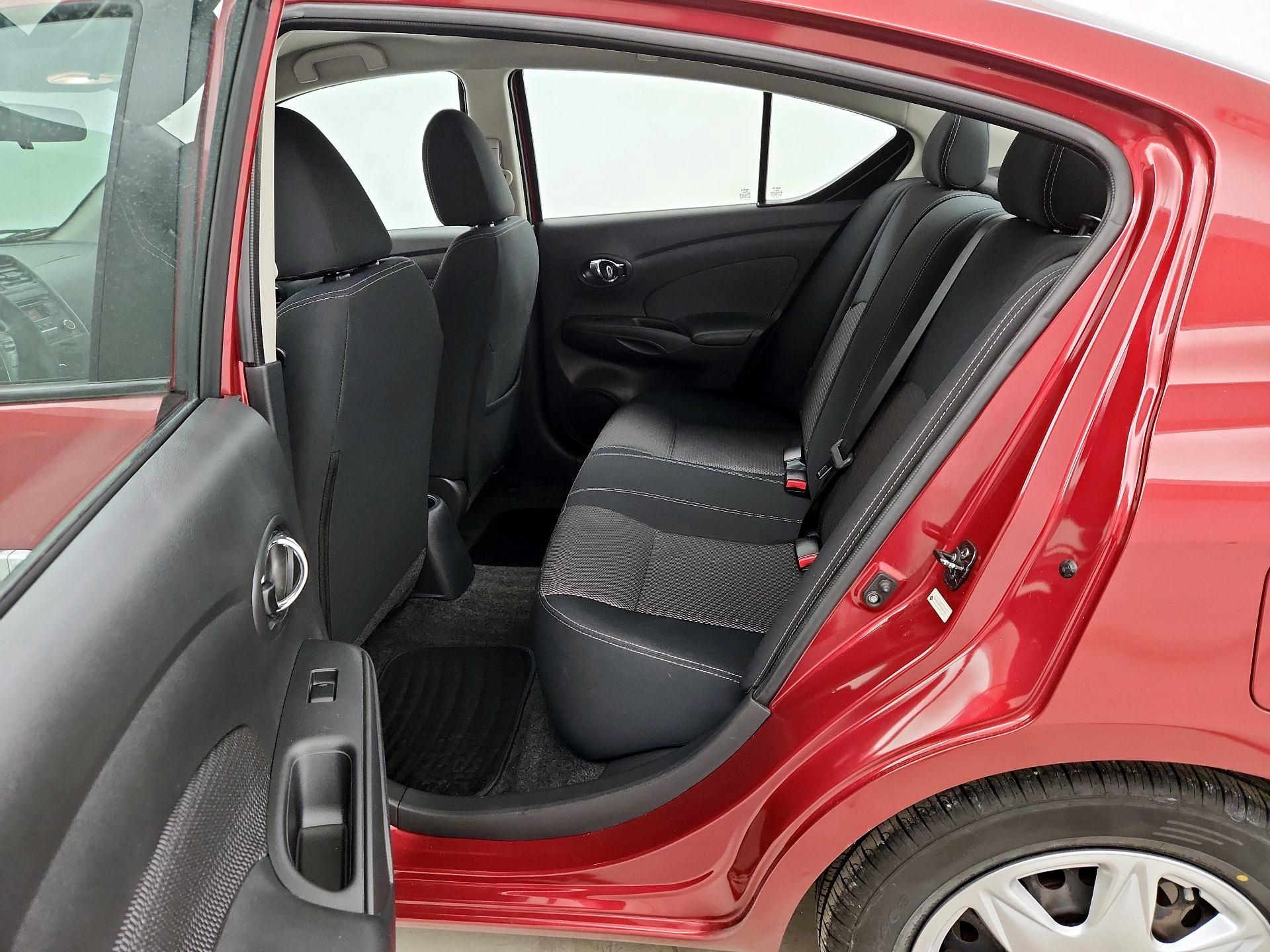 Thumbnail: 2016 Nissan Versa - 18