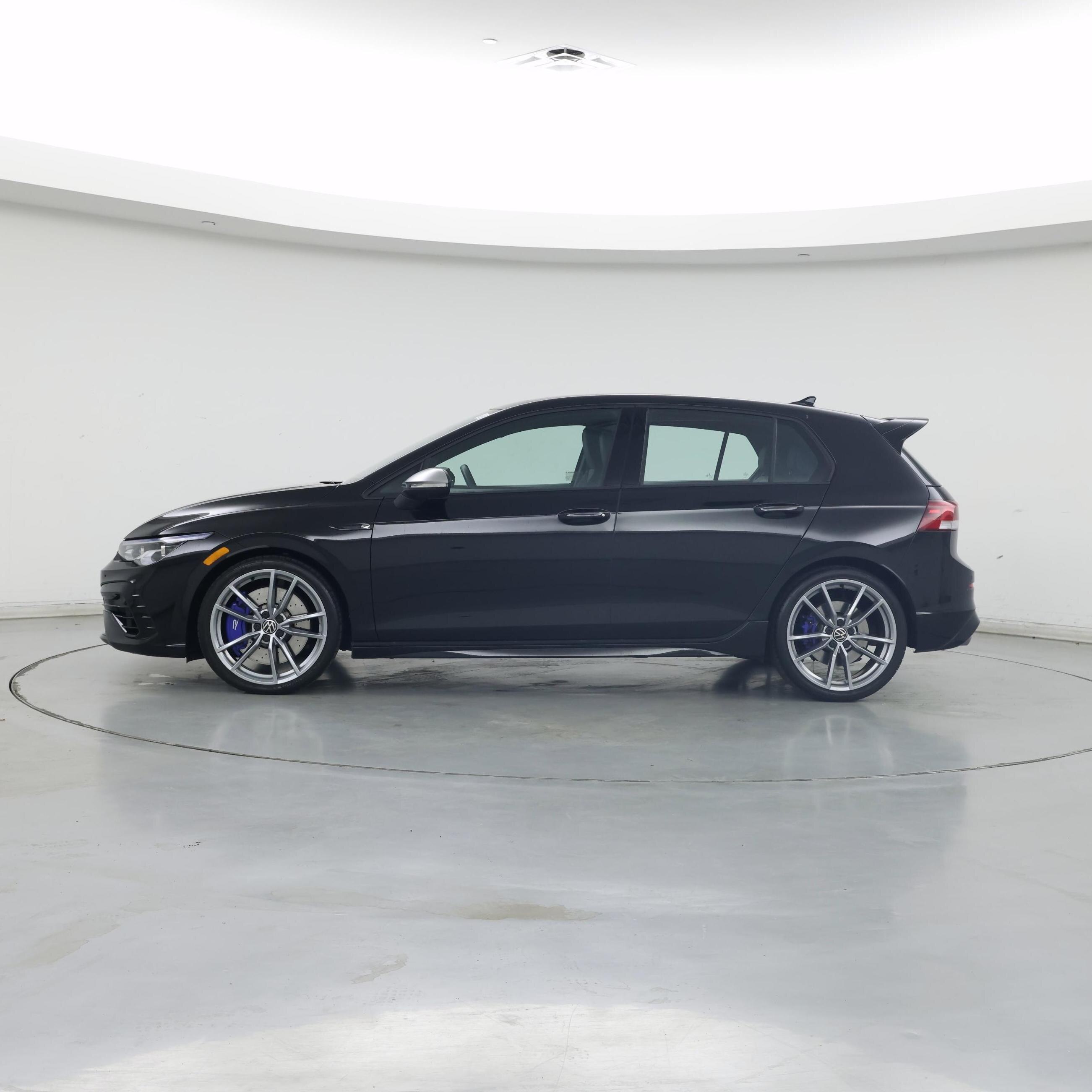 Thumbnail: 2024 Volkswagen Golf - 3