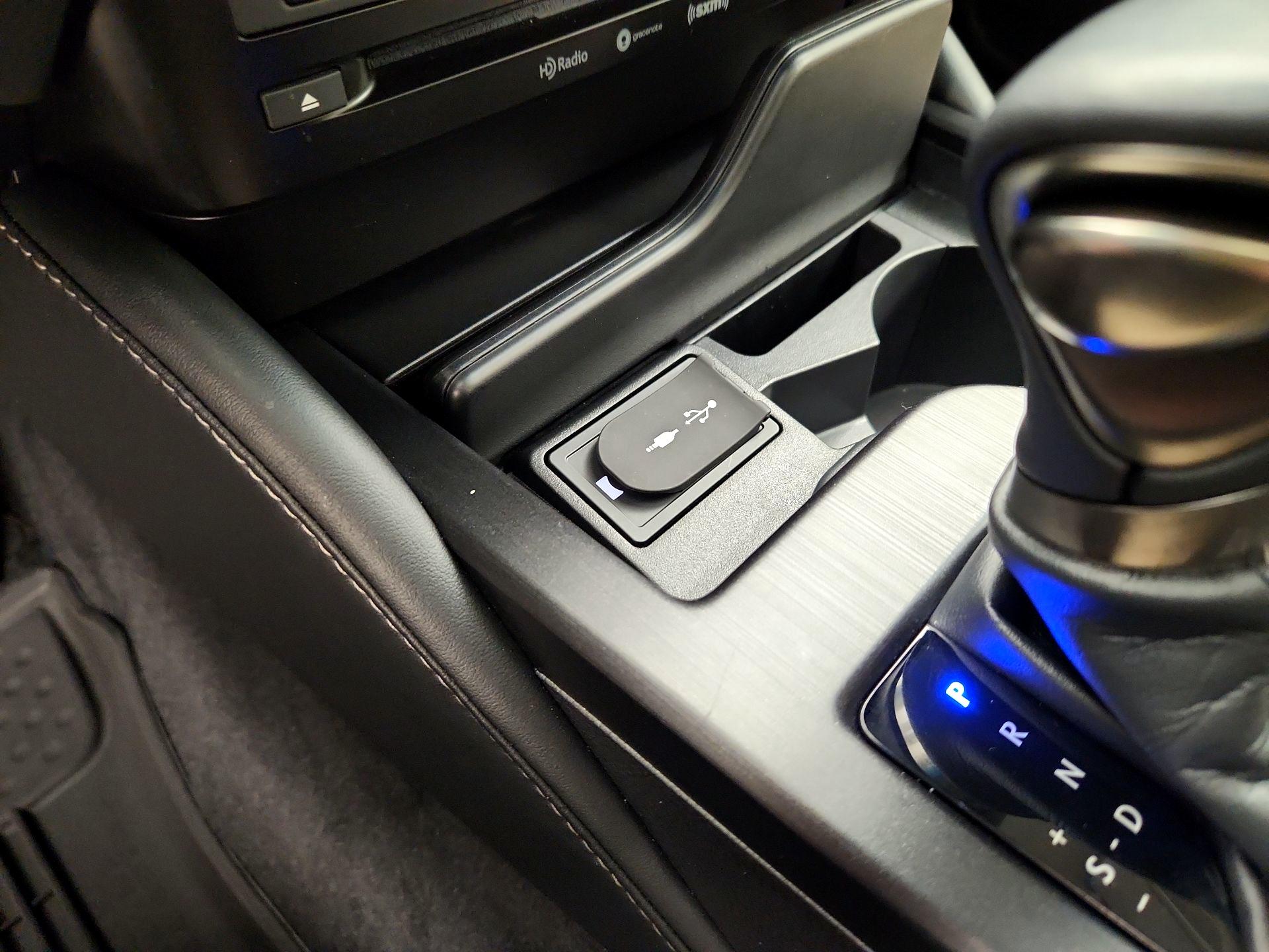 Thumbnail: 2019 Lexus ES - 18