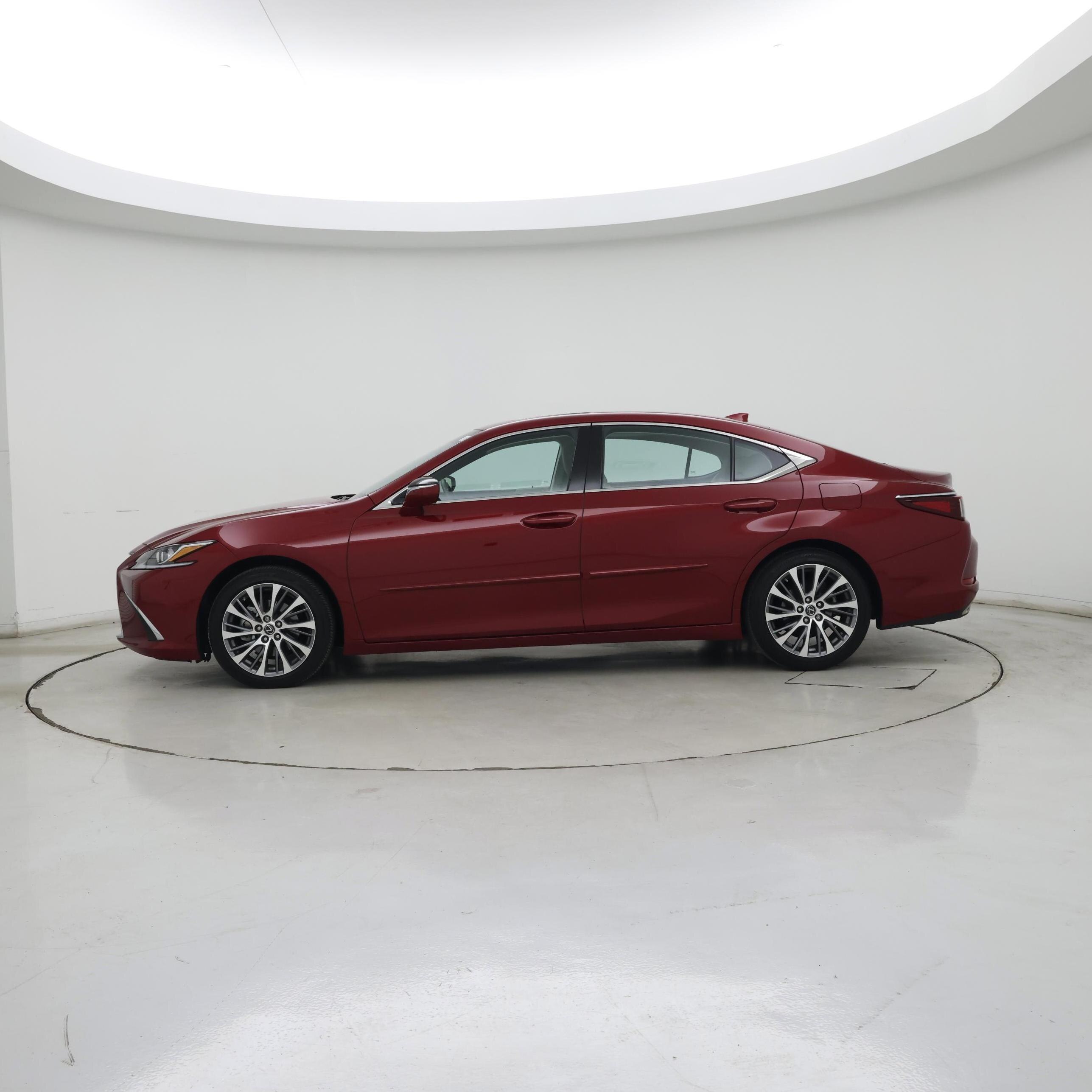 Thumbnail: 2019 Lexus ES - 3