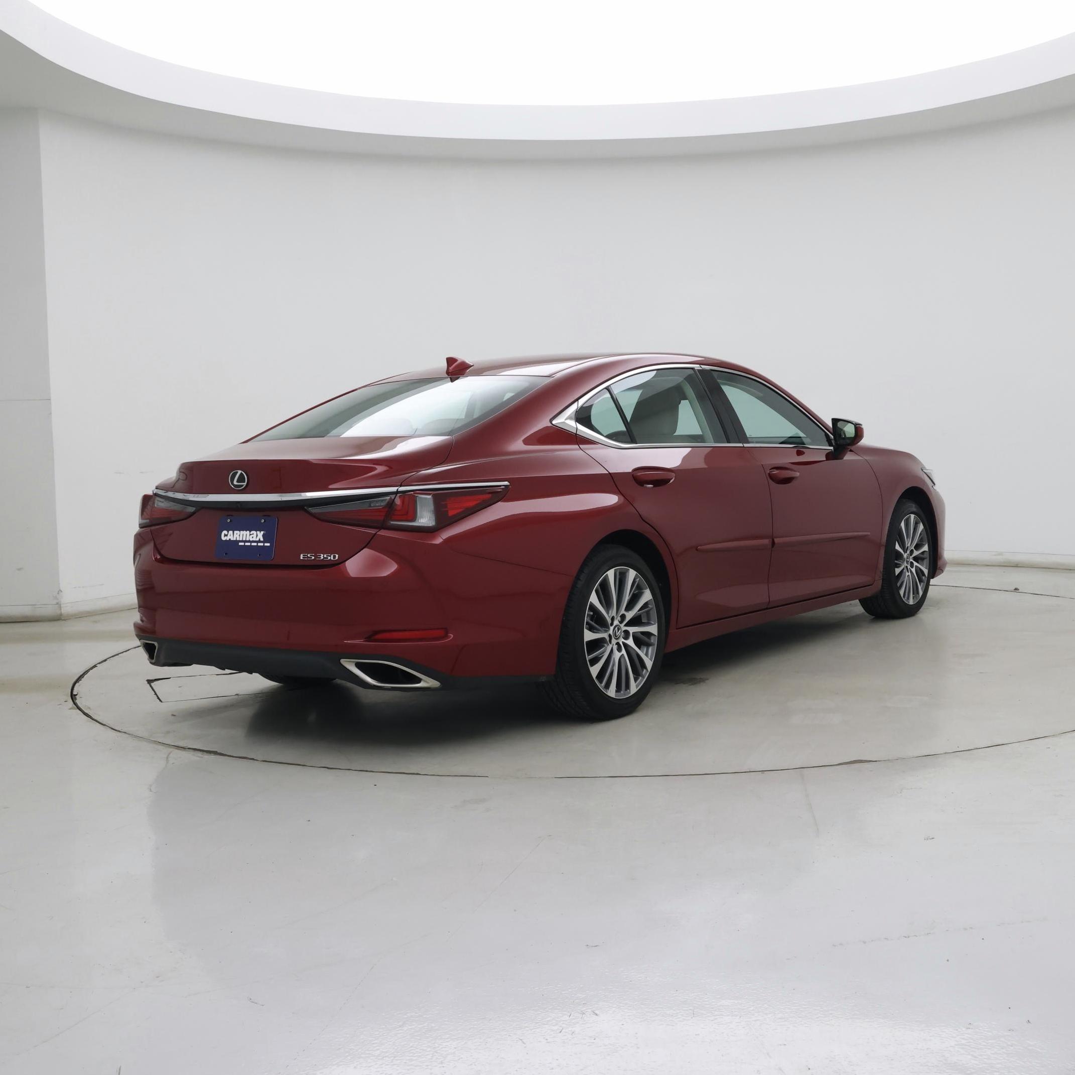 Thumbnail: 2019 Lexus ES - 8