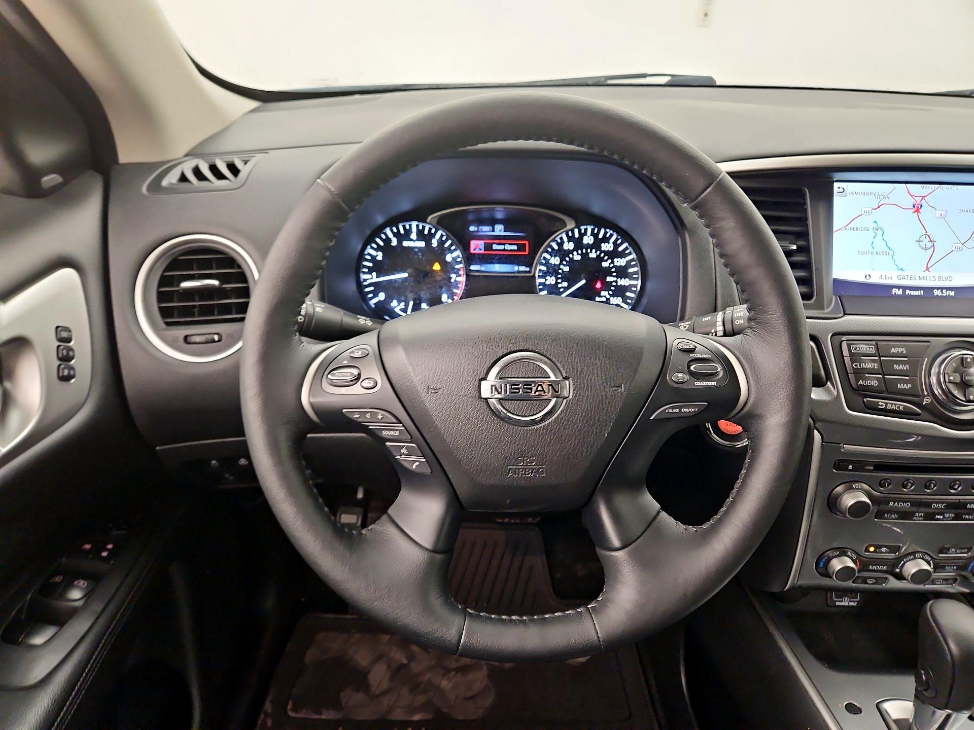 Thumbnail: 2020 Nissan Pathfinder - 10