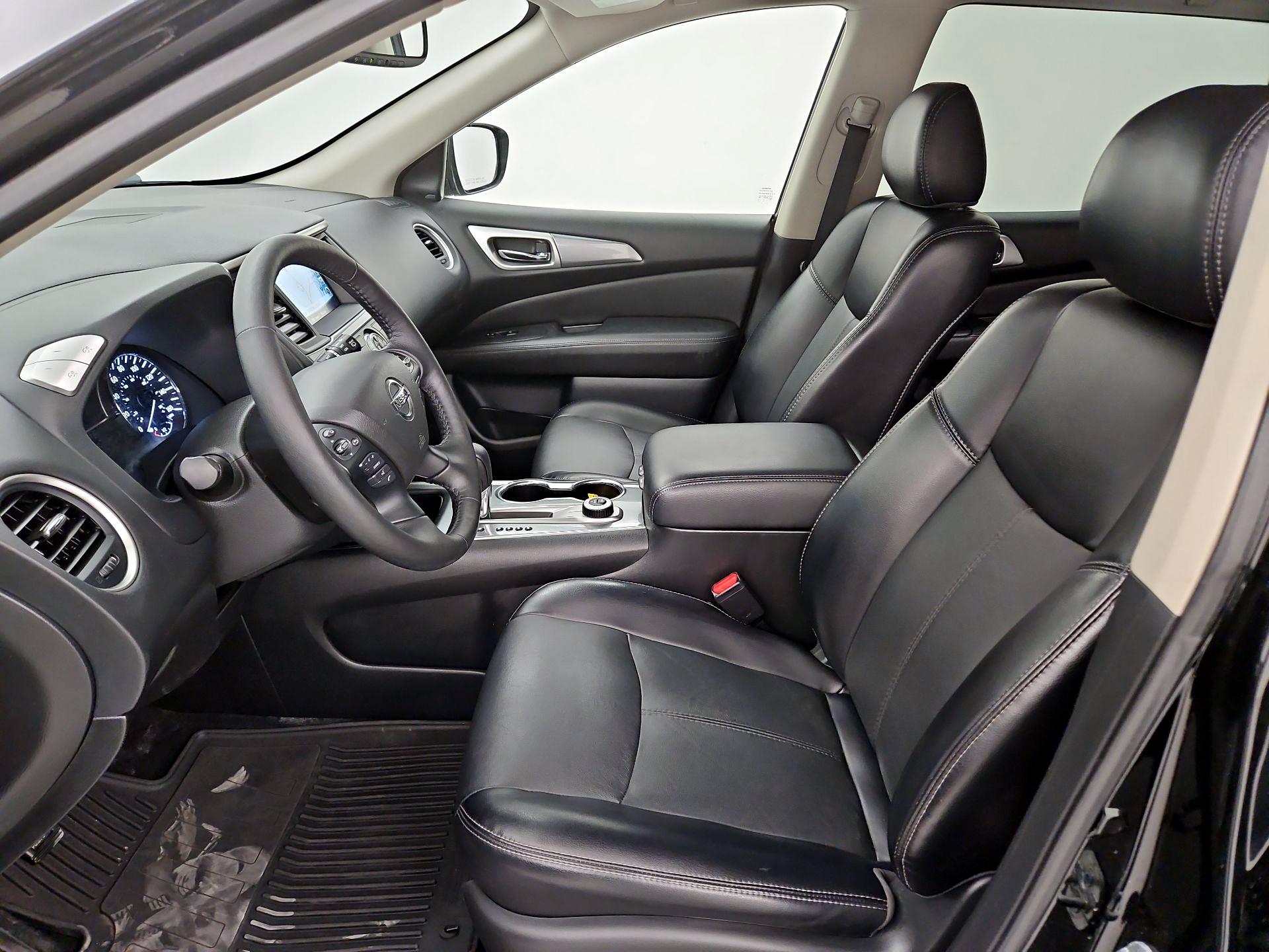 Thumbnail: 2020 Nissan Pathfinder - 11