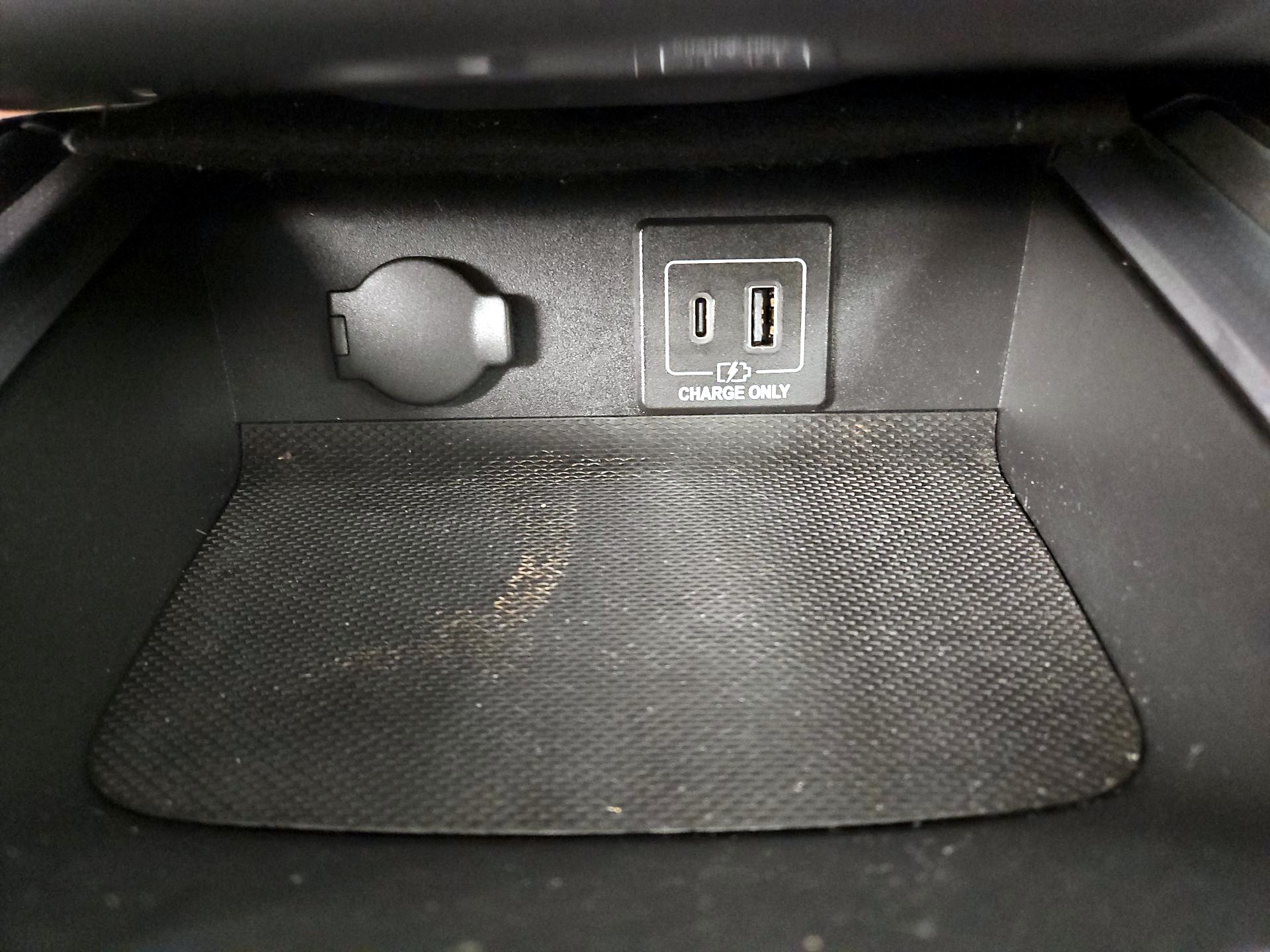 Thumbnail: 2020 Nissan Pathfinder - 19