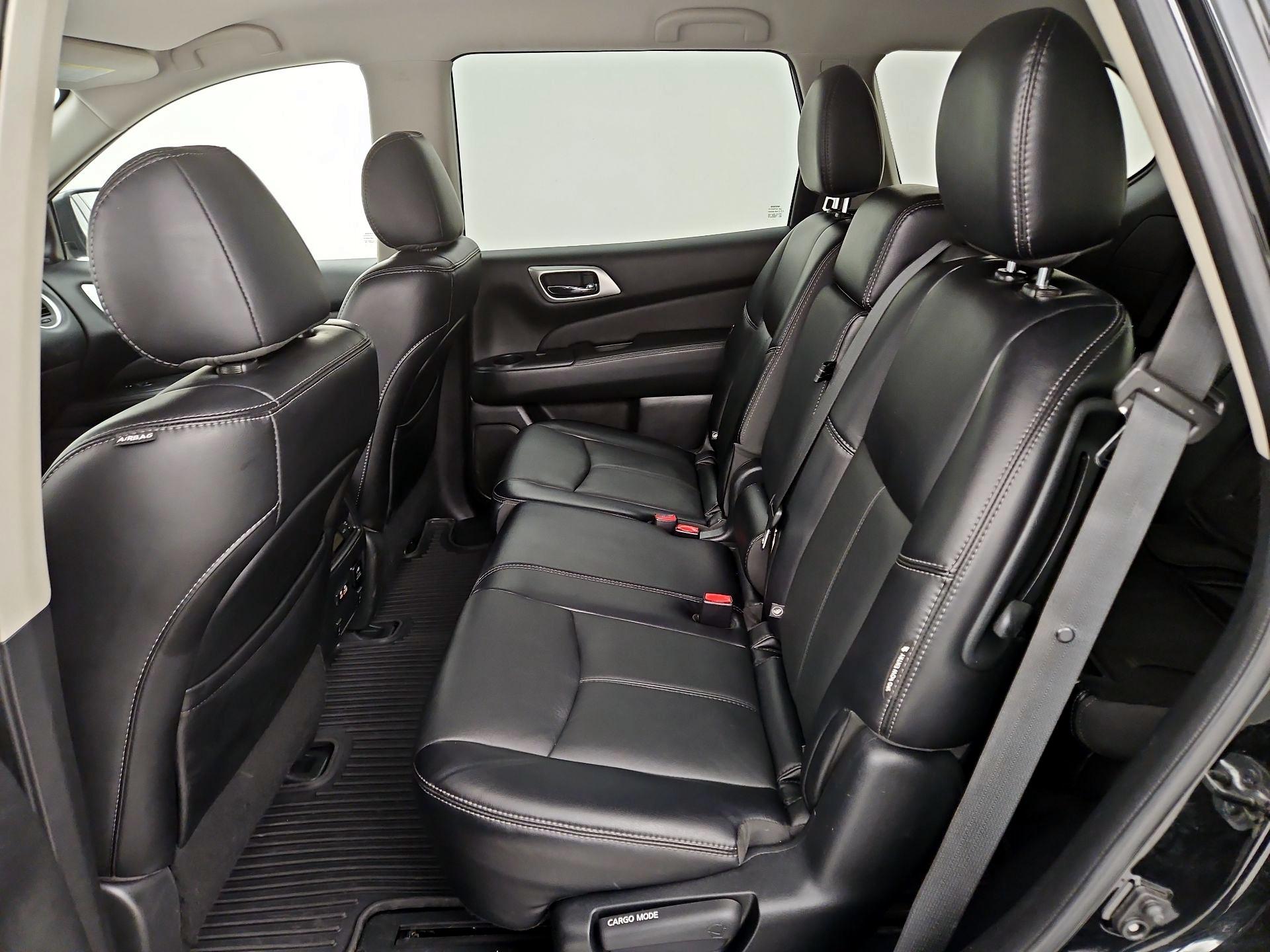 Thumbnail: 2020 Nissan Pathfinder - 20