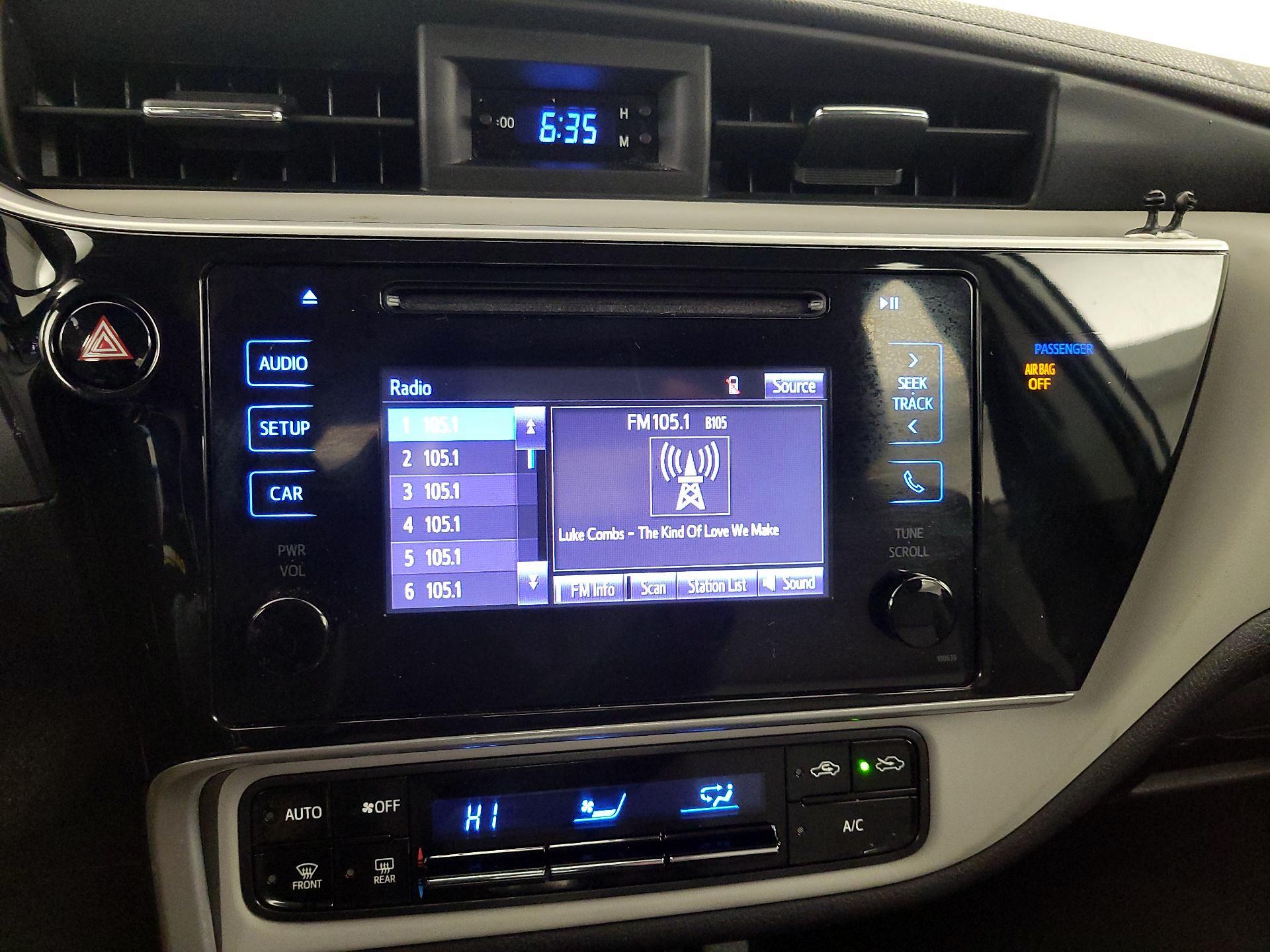 Thumbnail: 2018 Toyota Corolla - 15