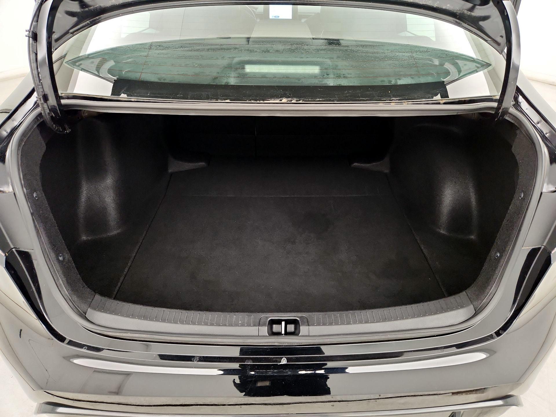 Thumbnail: 2023 Toyota Corolla - 20