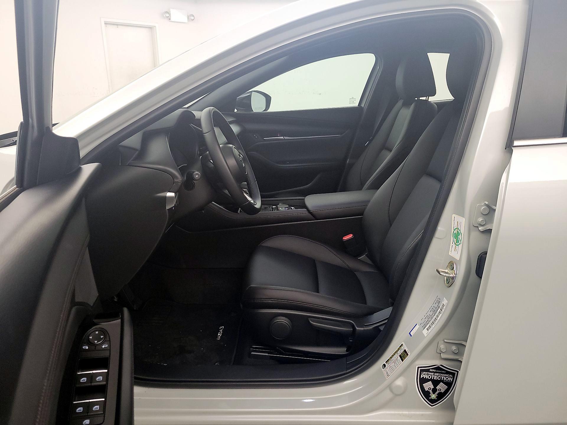 Thumbnail: 2025 Mazda Mazda3 - 11