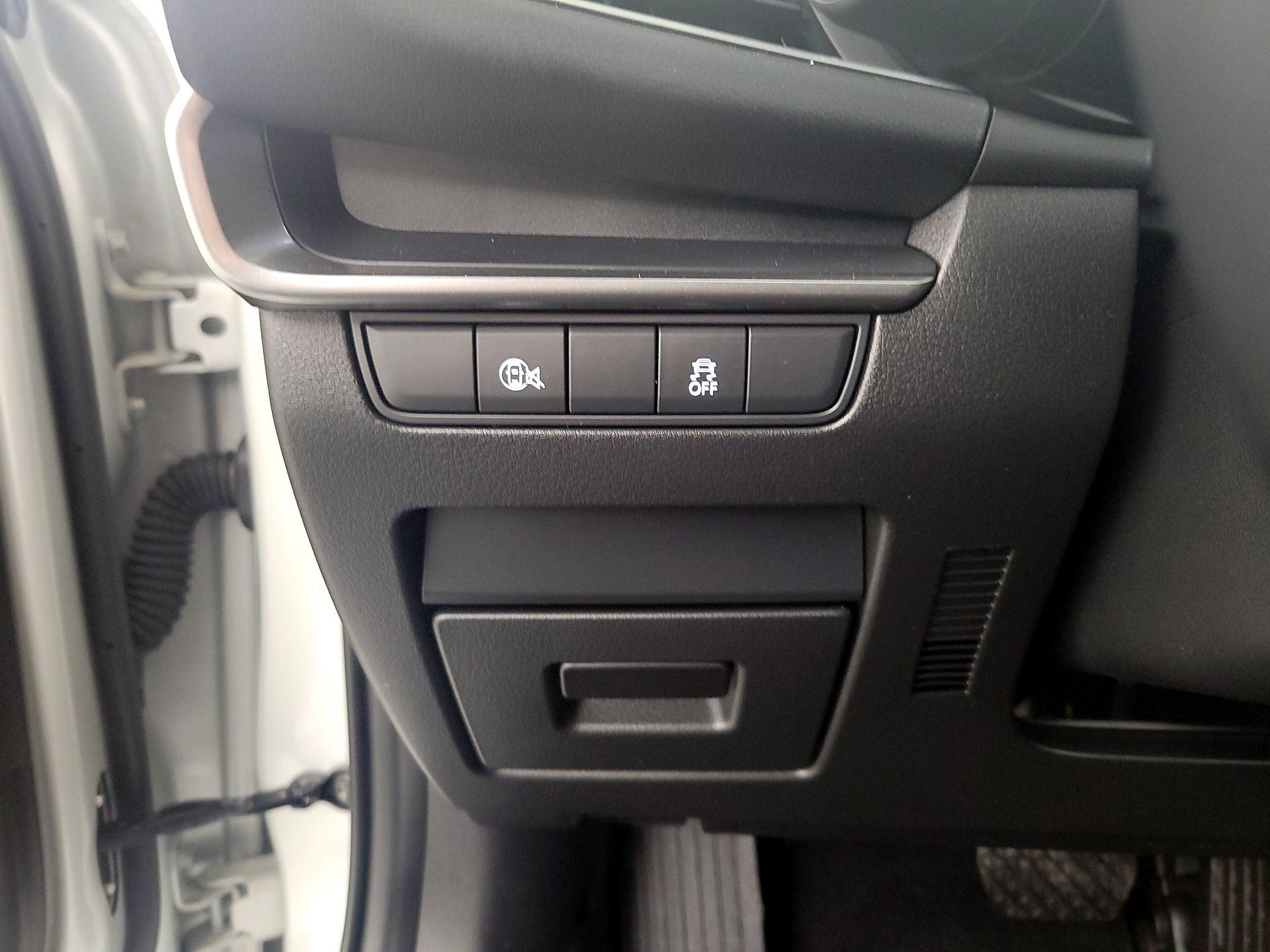 Thumbnail: 2025 Mazda Mazda3 - 13